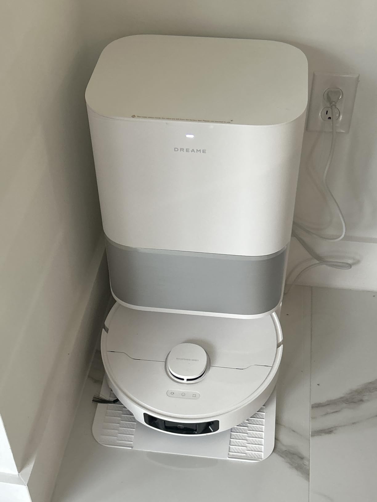 dreame L40 Ultra Gen 2 Robot Vacuum and Mop with 25,000Pa Suction | Extendable Side Brush & Mop, All-in-One Self-Emptying & Cleaning Dock, 10.5mm Mop Lifting, Obstacle Avoidance, App Control customer photo 2