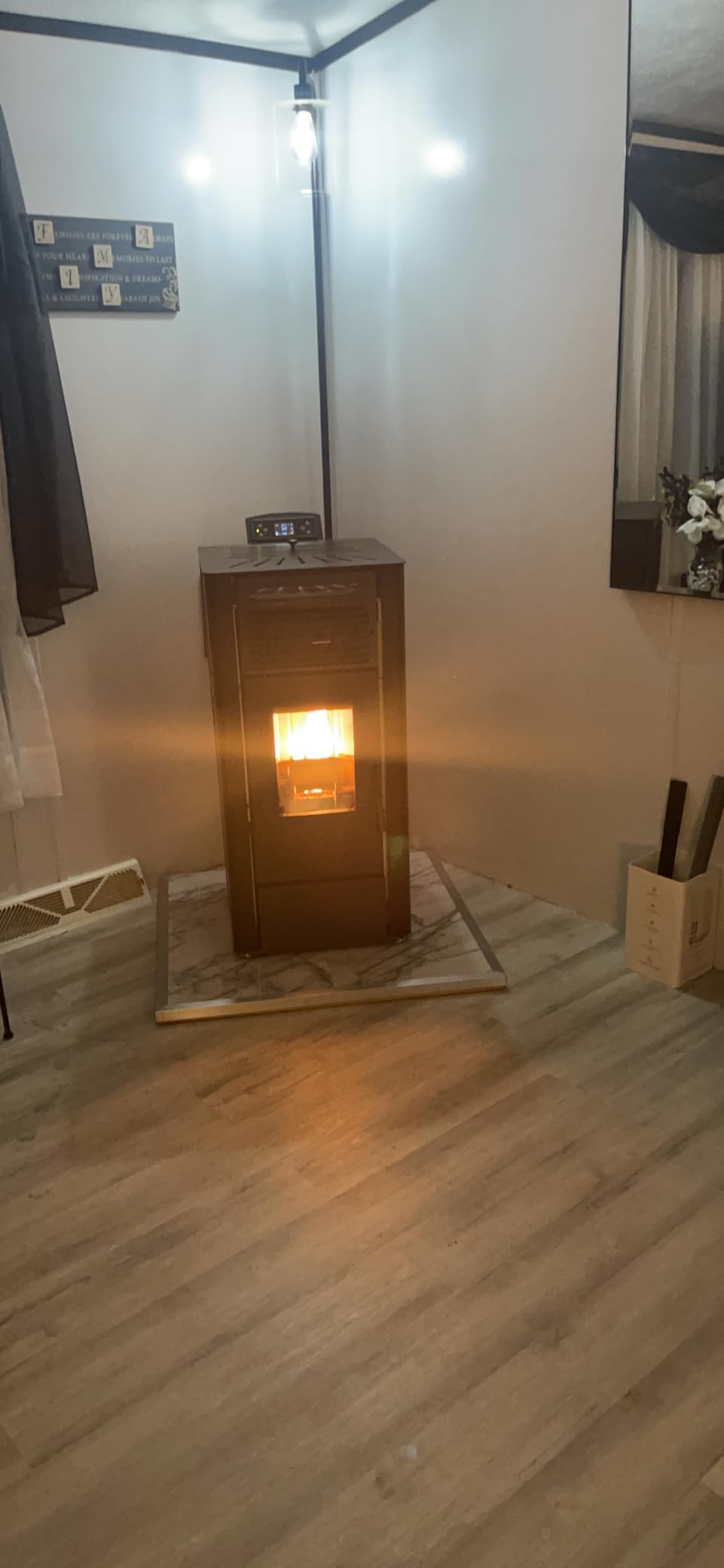 Freedom Stoves Freestanding Independence PS21 Pellet Stove with Battery Backup, Wi-Fi Capability, and Removable Legs - Heats up to 1800 sq ft. (Sandstone Grey) customer photo 2