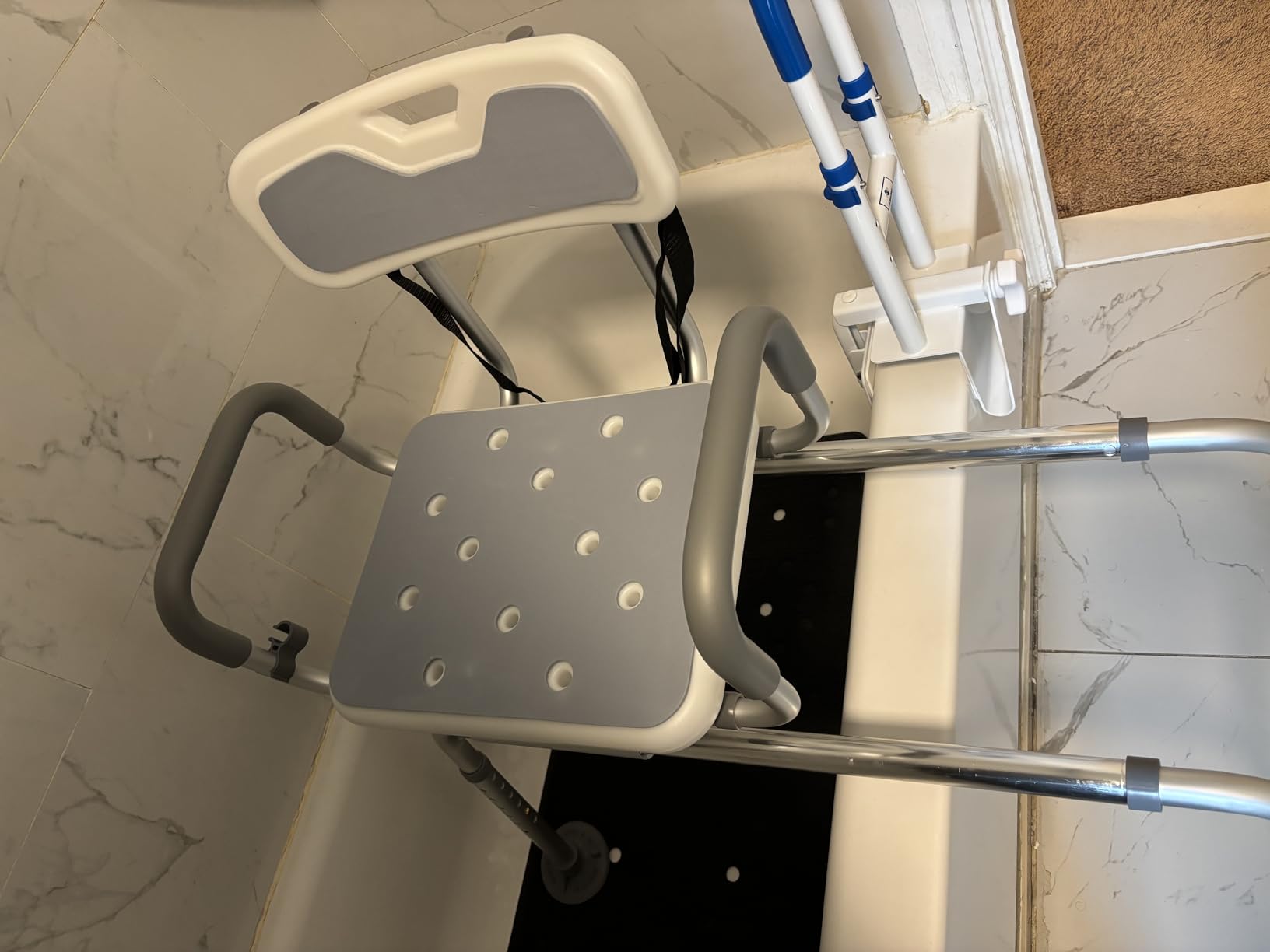 UNILEAF Tub Transfer Bench with Swivel Seat, 350 lb Sliding Shower Chair | Adjustable Height, 360° Swivel Seat, Suction Cup Feet, Safety Strap for Seniors, Adulto Mayor Obese, FSA/HSA Eligible customer photo 2