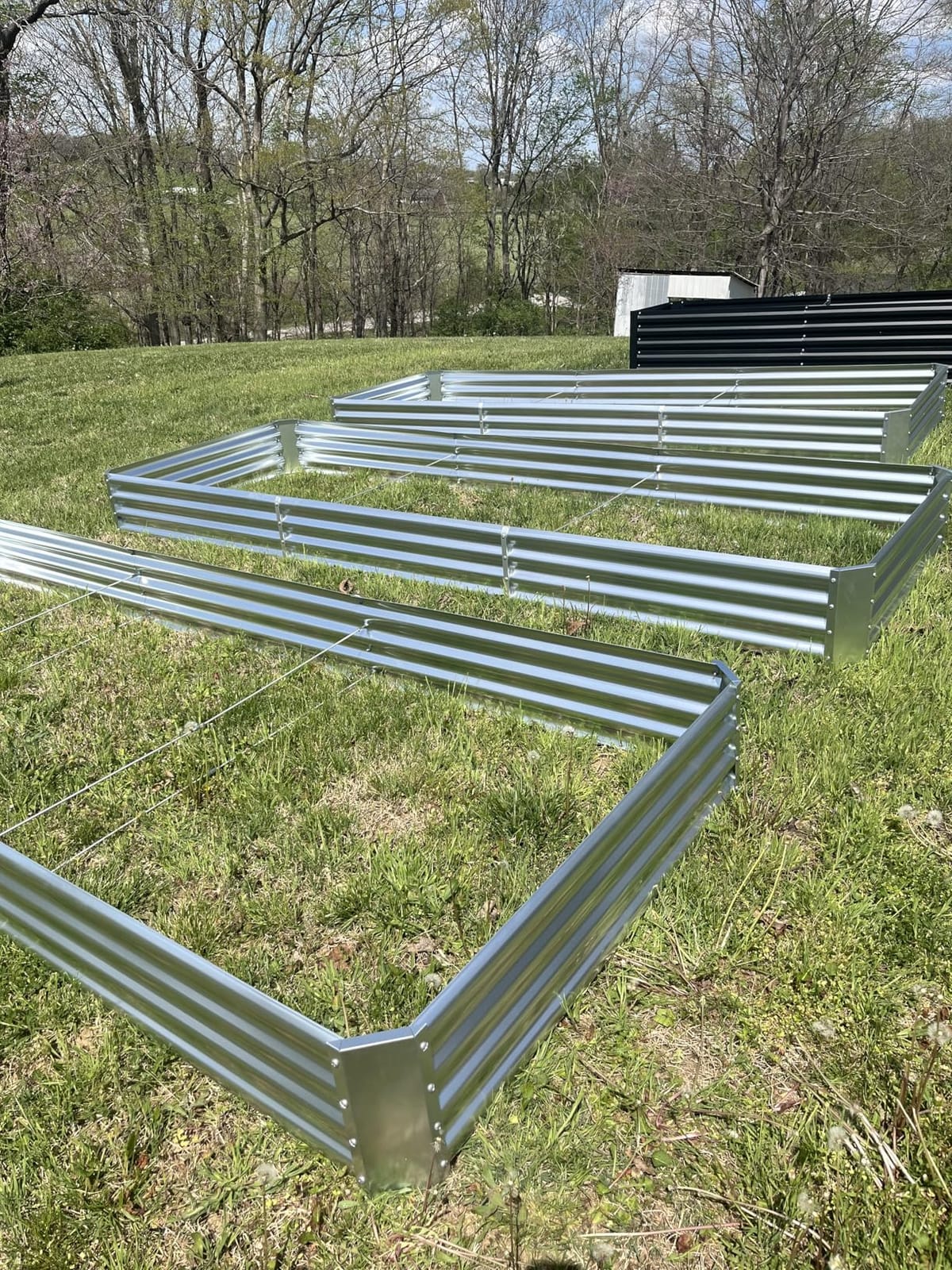 Land Guard 3 Pack 8×4×1ft Galvanized Metal Raised Garden Bed, Metal Planter Kit Box Outdoor for Deep-Rooted Vegetables, Flowers, Green and Herbs, Silver customer photo 1