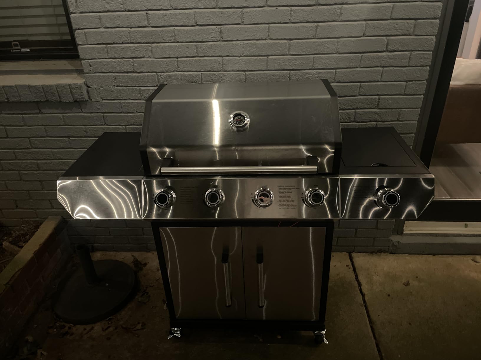 SKOK 4 Burner Propane Gas Grill with Infrared Side and Rear Burners, Outdoor BBQ Grill customer photo 1