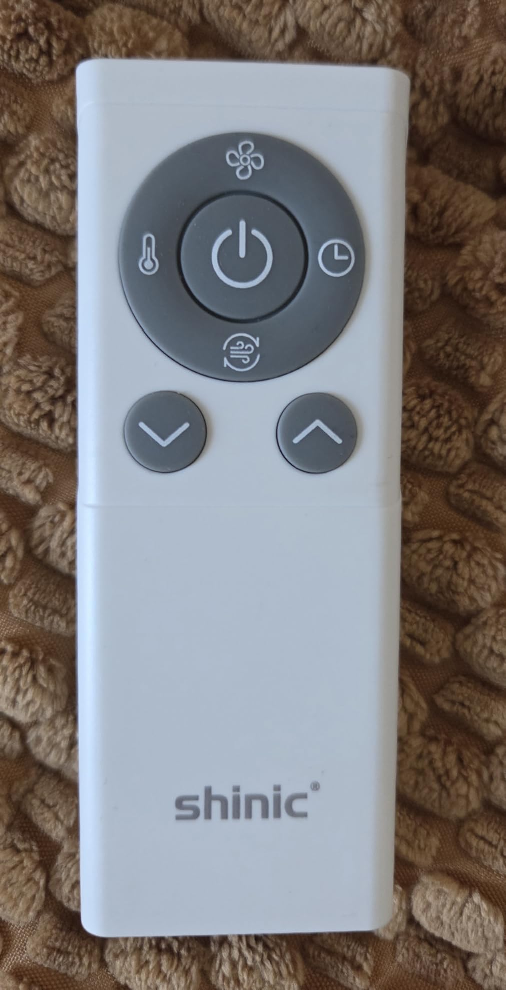 shinic Window Fan with Reversible Airflow, 4 Speeds, Thermostat Remote Control, Weather Resistant, Quiet Window Fan, 6 Spacer Blocks, Fits 26.0