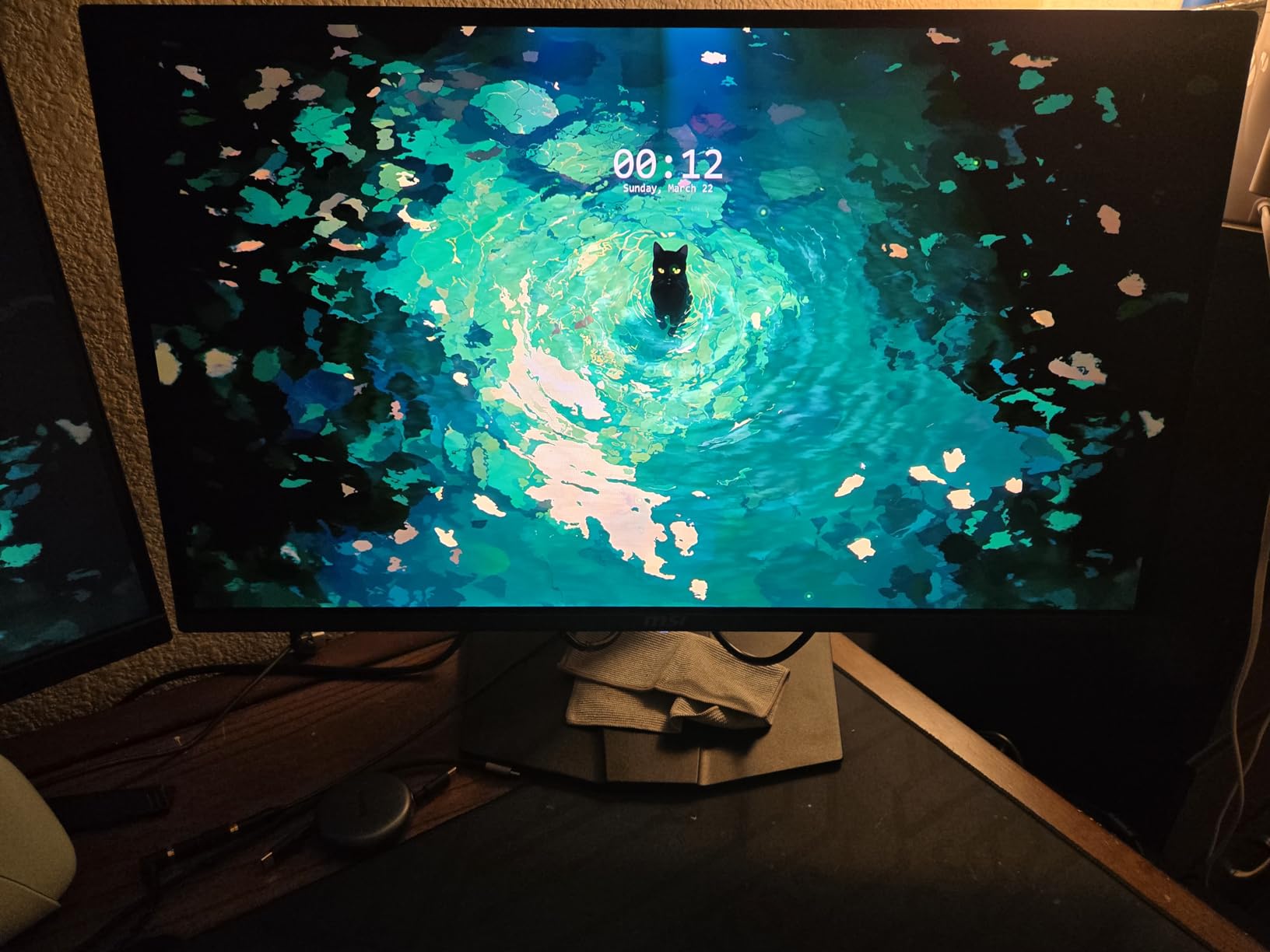 msi MAG 274QP QD-OLED X24 27-Inch WQHD Gaming Monitor, 2560 x 1440 Quantum Dot OLED Panel, 240Hz, 0.03ms, Adaptive-Sync, HDMI2.1, DP 1.4a, Tilt/Height Adjustable, Black customer photo 2