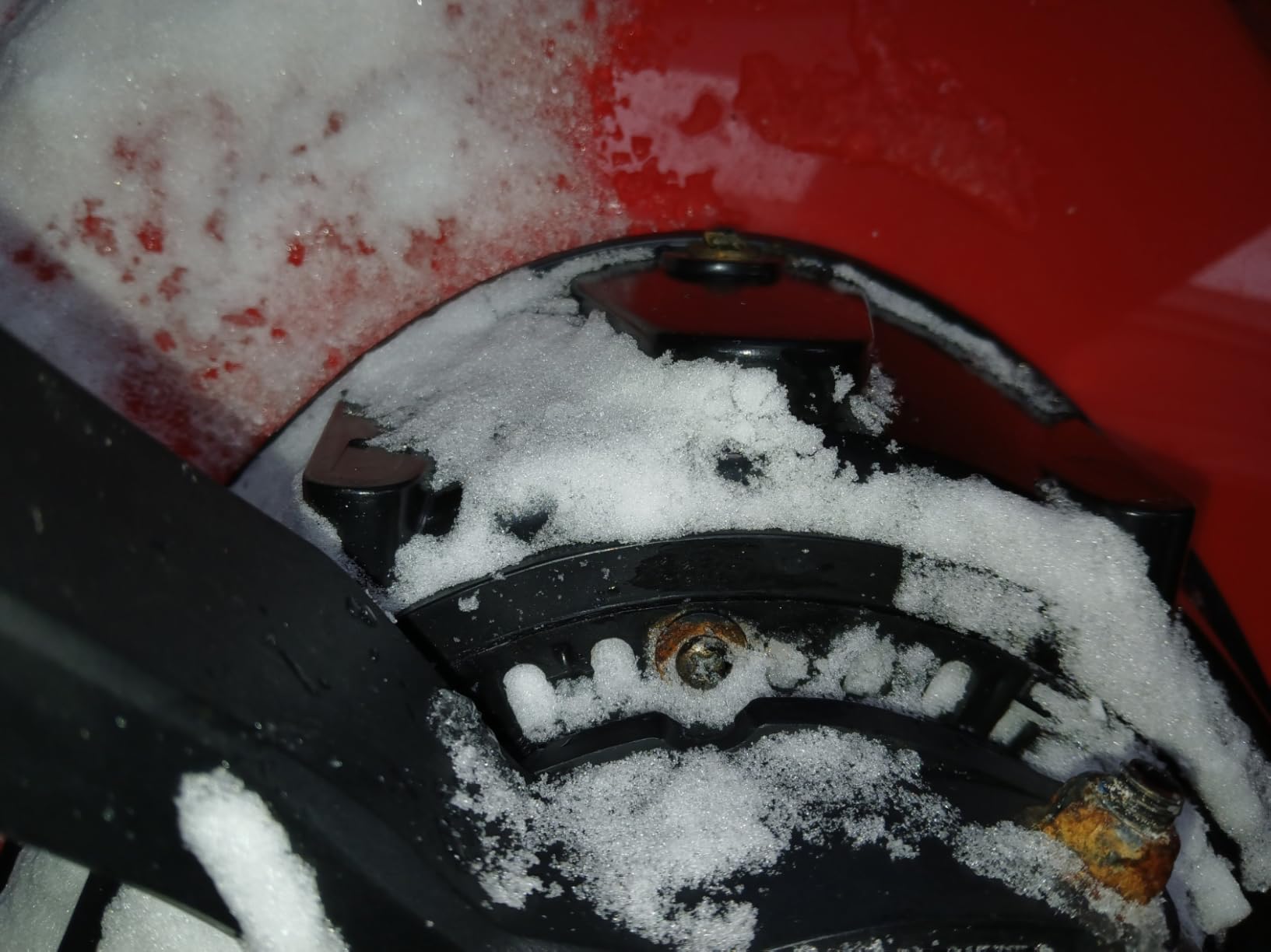 18-Inch Corded Electric Snow Blower, 15 Amp Motor, 30 ft Throwing Distance (AM7517) customer photo 2