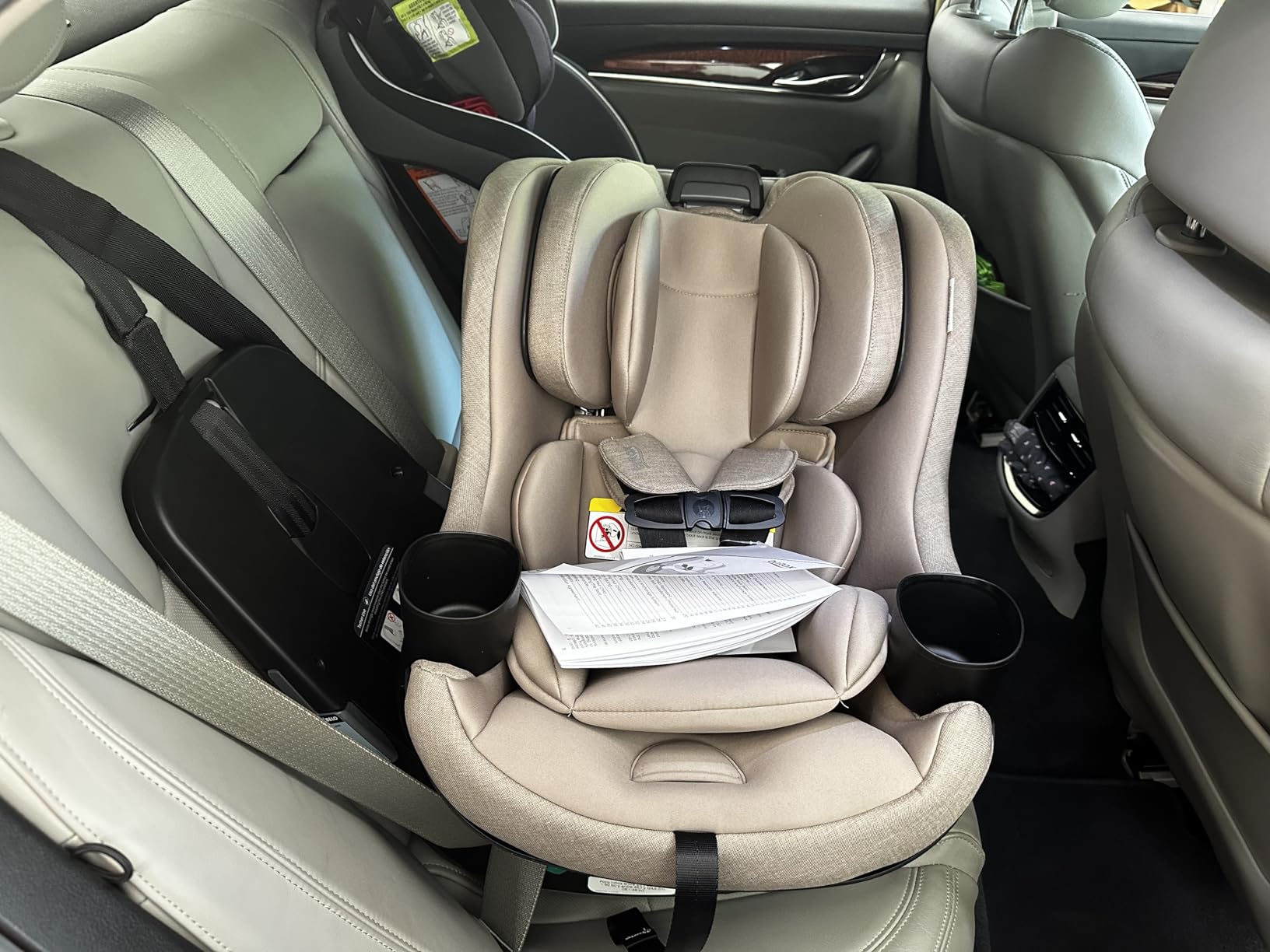 Britax Galaxy360 Slim Rotating Convertible Car Seat, Pebble, 2-in-1 Rotating Car Seat for Infants & Toddlers, 360 Swivel Smooth Steel Ring, Extended Rear Facing, ClickTight Installation customer photo 1