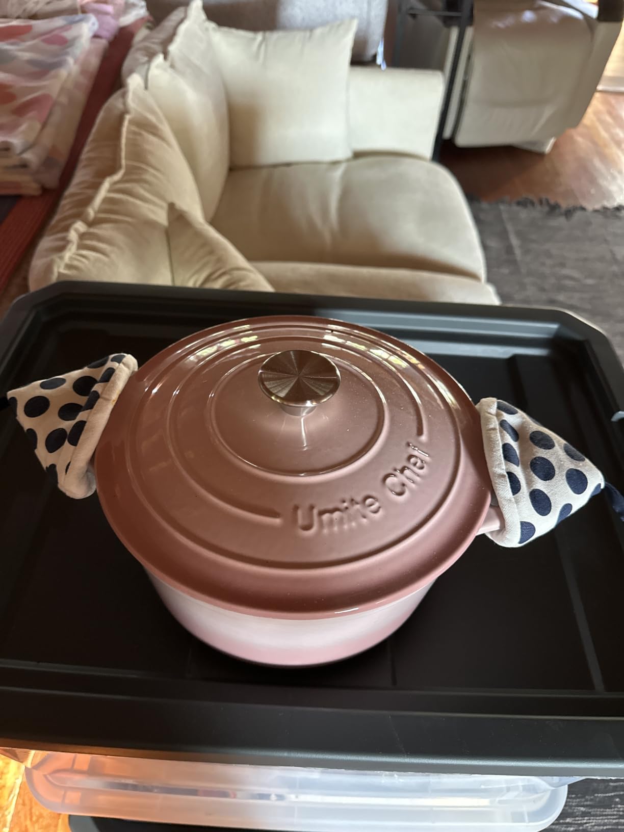 Umite Chef 7QT Enameled Cast Iron Dutch Oven with Lid & Cotton Potholders-Heavy-Duty Cookware for Bread Baking, Braising, Stews, Marinate, Cook(Emerald) customer photo 2