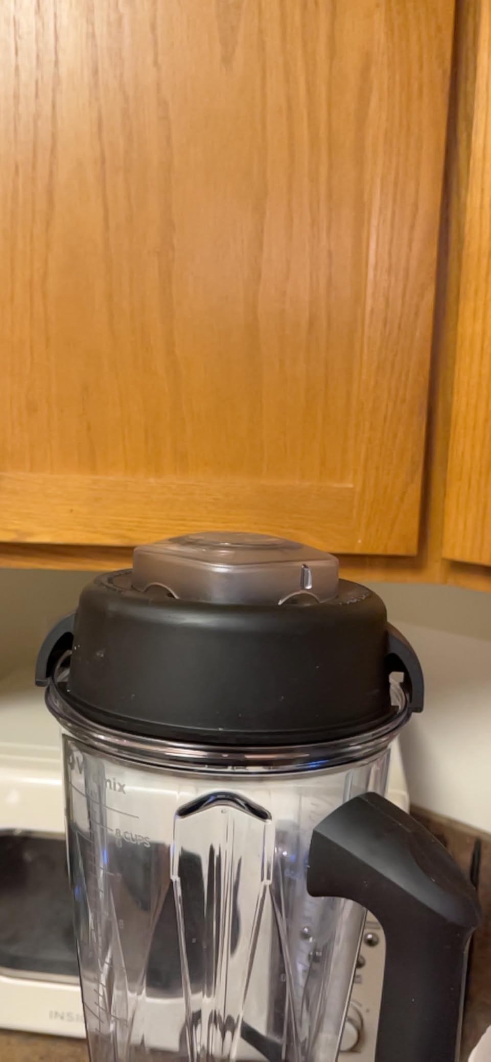 Vitamix VX1 Blender, Professional-Grade Kitchen Blender for Smoothies, Soups, Juices and More, 10-Speeds, Stainless Steel Blades, Self-Cleaning Kitchen Appliance, 64 Oz Classic Container, Black customer photo 1