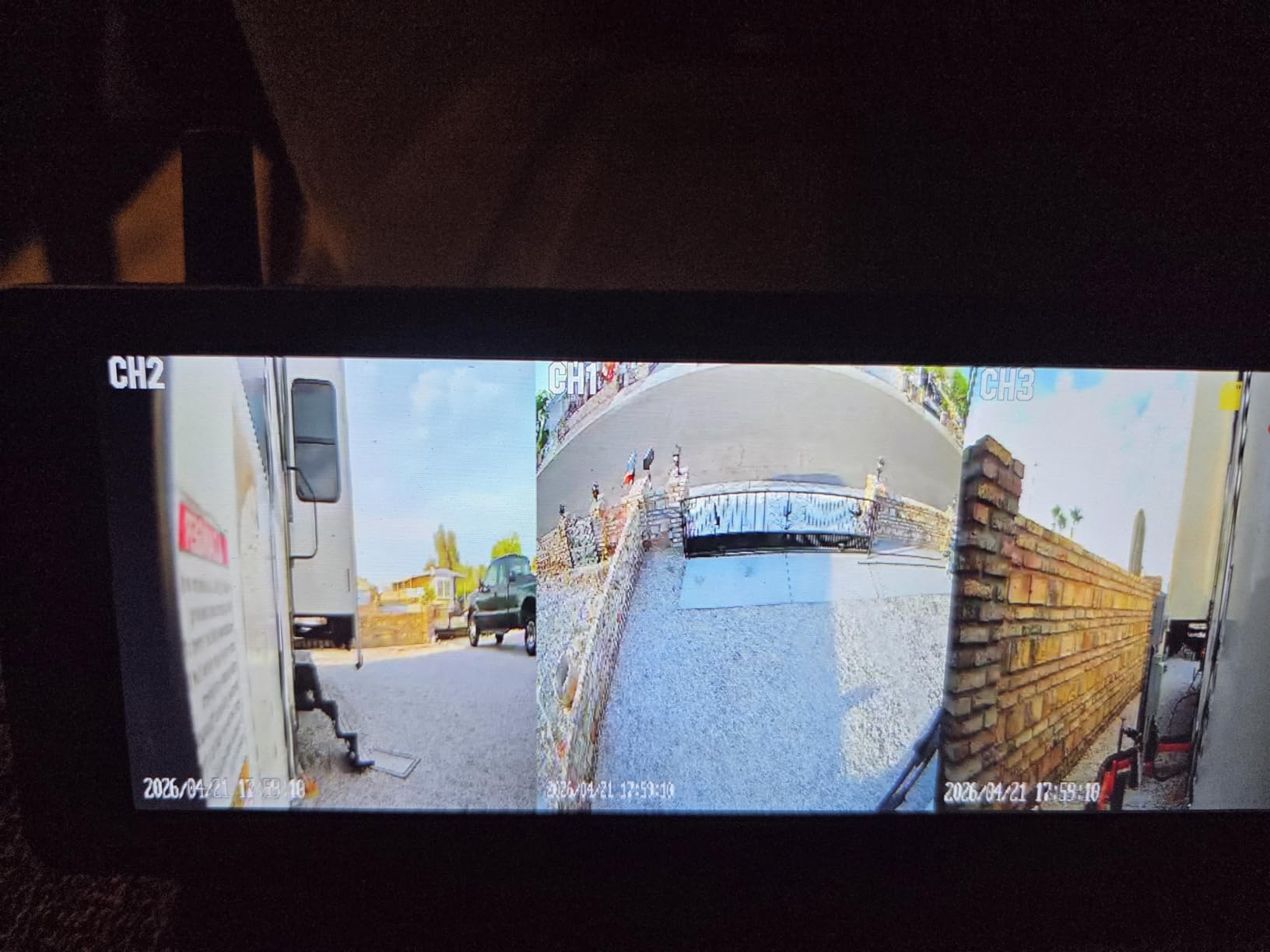 AUTO-VOX Wireless RV Backup Camera System, Rear and Side Coverage | 7.2