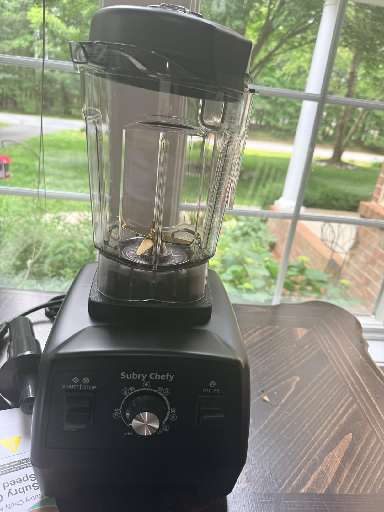 Countertop Blender Pro 2000W, Professional High-Speed Blender with Powerful Brushless Motor, 25-Speed, 68oz, Heavy Duty Kitchen Blender for Smoothies, Ice Crushing & Food Prep, Black customer photo 1