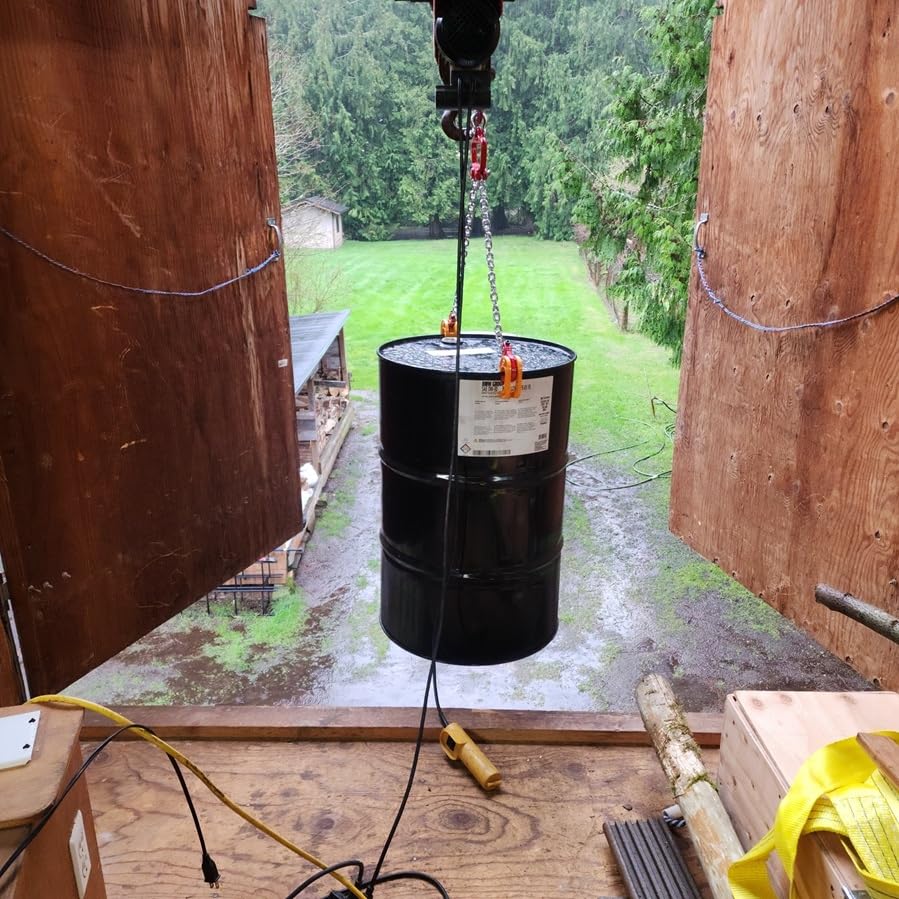 55 Gallon Drum Lift, 2200 lbs Chain Drum Lifter for 30-55 Gal Steel Drums | High-strength steel drum lifter with improved hooks for 30-55 gallon drums, compatible with forklifts, cranes and hoists. customer photo 1