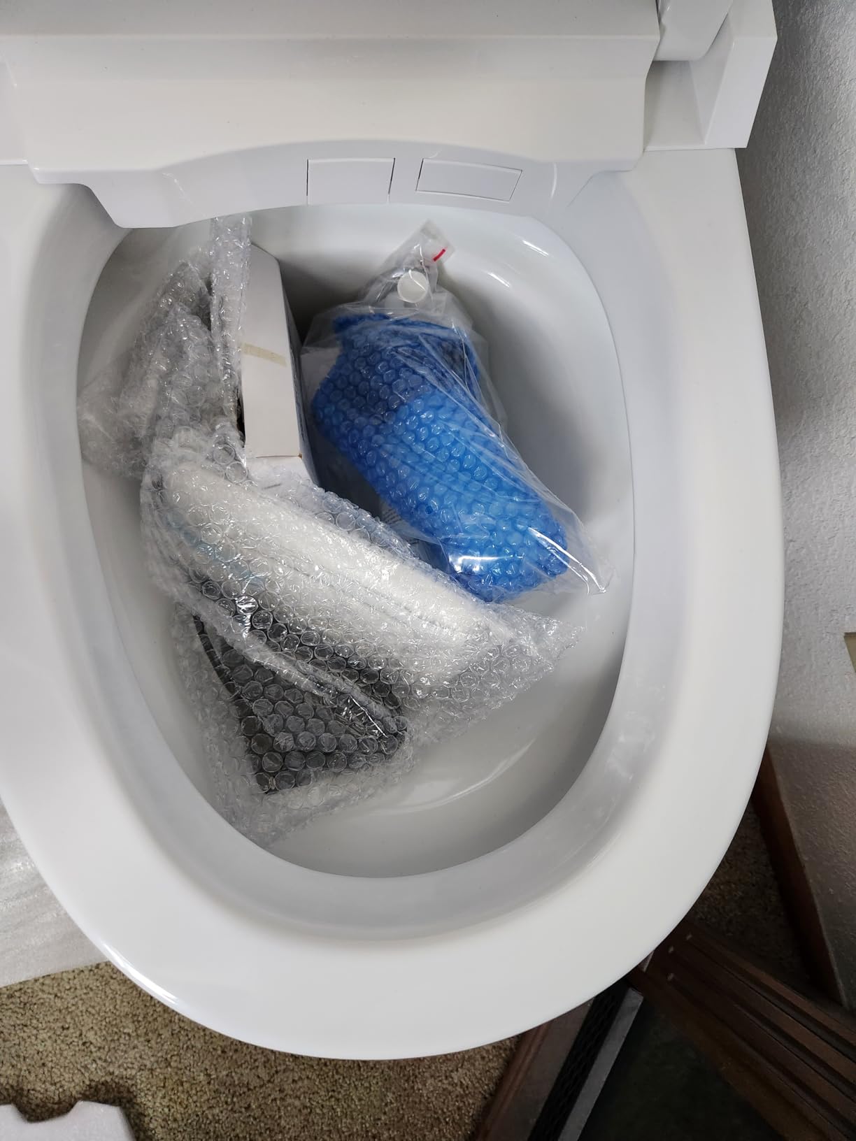 DeerValley Smart Toilet with Built-in Bidet, Auto Open/Close One Piece Toilet, 1000g MaP Auto Powerful Flush, Hot & Cold Bubble Spa Wash, Foam Shield, ADA Height, Built-in Pump for Low Water Pressure customer photo 1