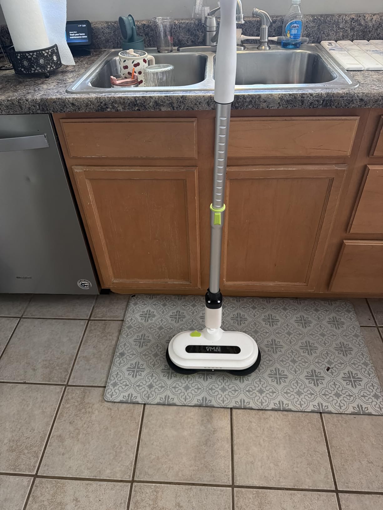 VMAI Cordless Electric Floor Scrubber & Mop with Cleaning Solution | Detachable Battery, Floor Scrubber Machine with Spray & LED Headlights for Tile Hardwood, Self-propelled Electric Spin Mop customer photo 1