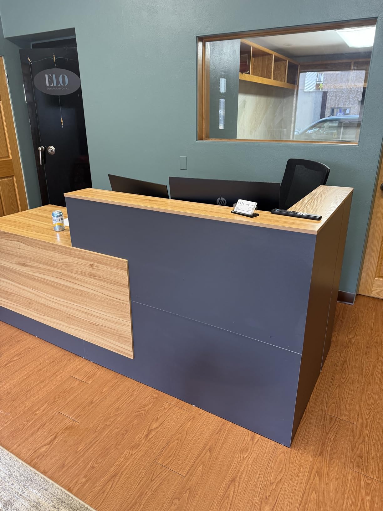 L-Shaped Reception Desk with Lockable Drawers, Adjustable File Cabinet & Keyboard Tray, Modern Front Counter for Office, Salon, or Lobby (Left-L Natural Wood/Slate Gray, 70.9''L x 23.6''W x 41.3''H) customer photo 1