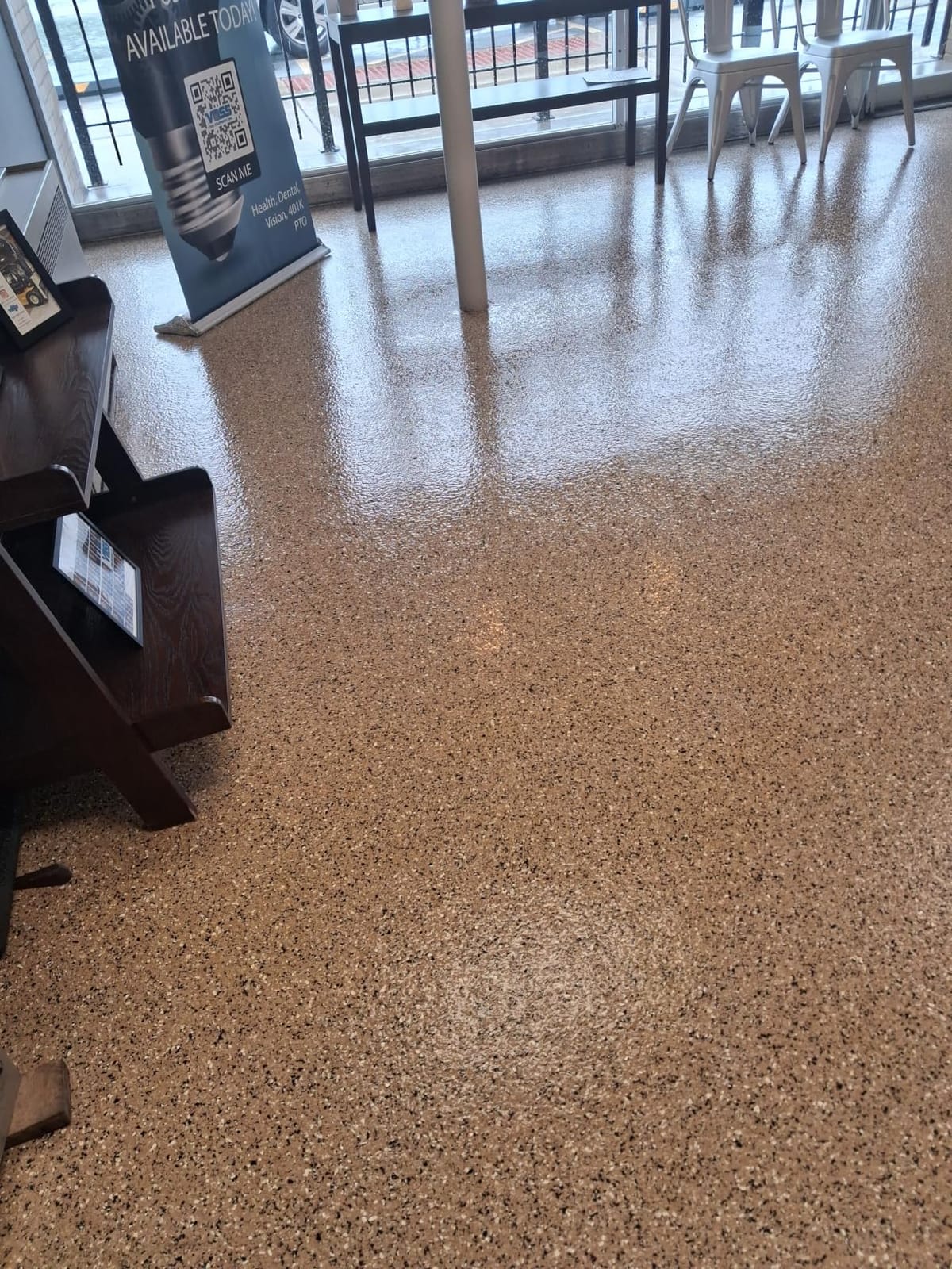 VEVOR Commercial Floor Scrubber Machine, Heavy Duty Floor Cleaner Polisher with 2 Wheels, Professional Electric Carpet Buffer, Max 1900 RPM, 43 FT Cord, 3 Pads & 3 Brushes - All Floor Surfaces customer photo 1