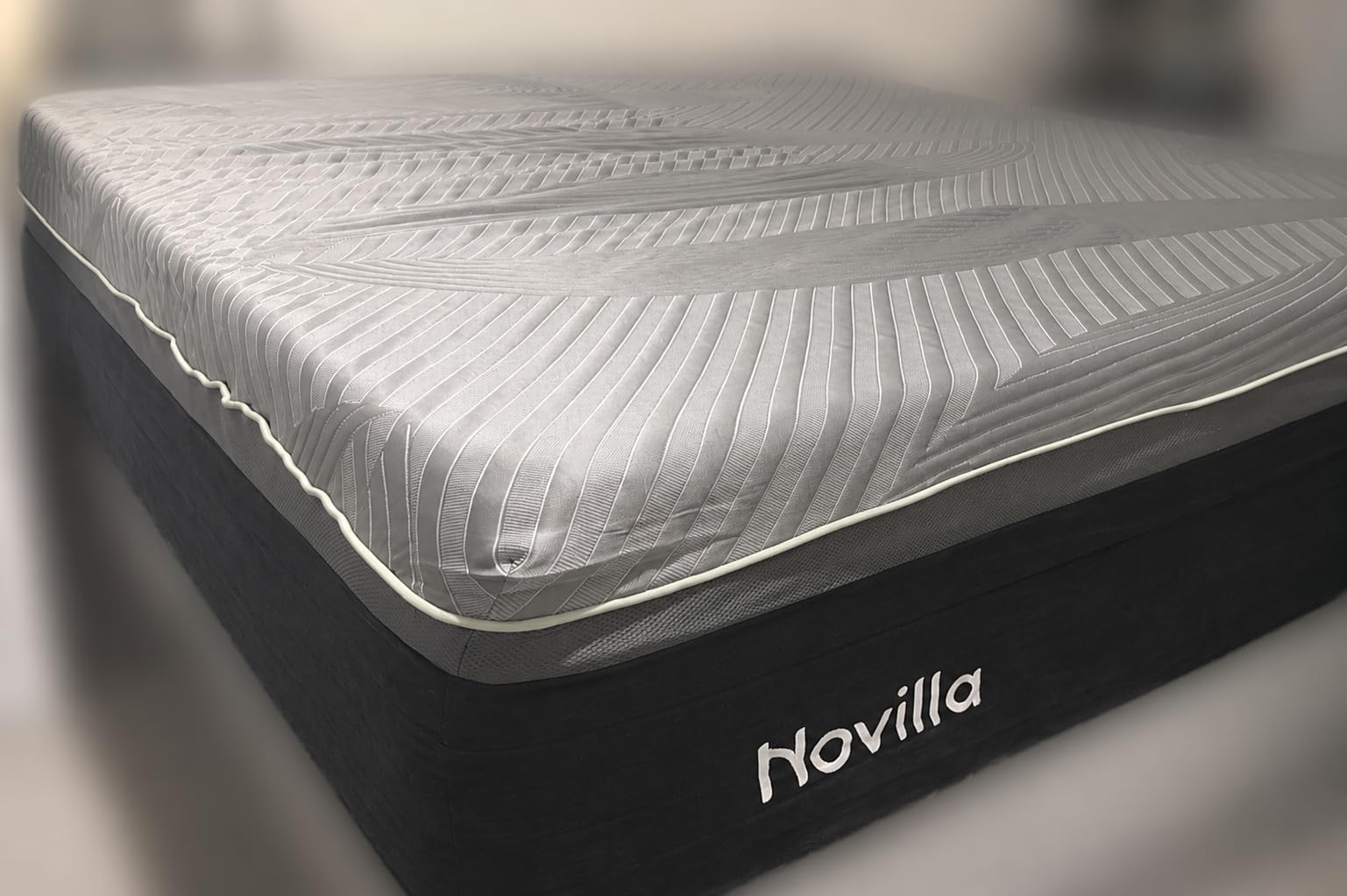 Novilla AiryFlow Queen Mattress 14 Inch, Gel Memory Foam Mattress Queen | for Cool Night & Spinal Alignment, Pressure Relief & Motion Isolation, Green Tea-Infused, CertiPUR-US Certified, Medium Firm customer photo 1