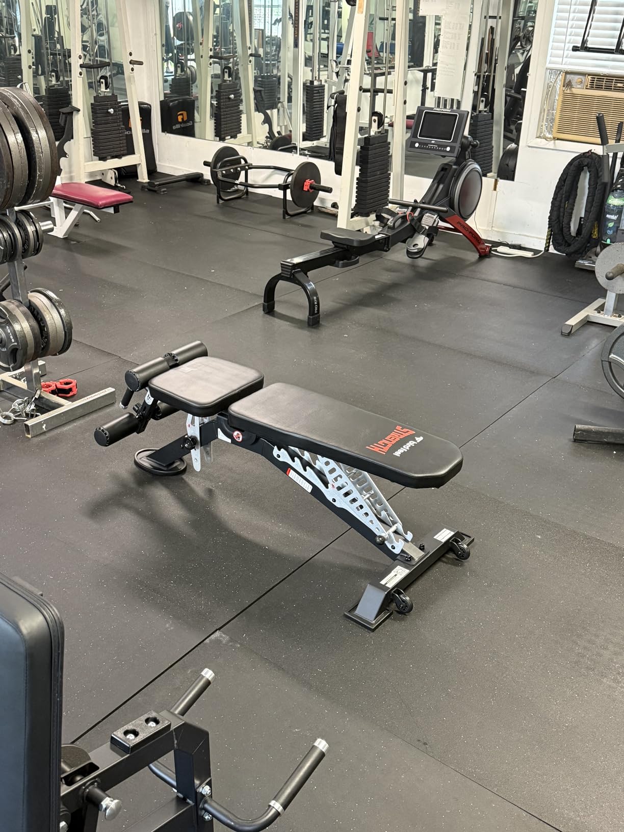 Commercial Adjustable Weight Bench, 1800LBS Heavy Duty Workout Bench for Home Gym Strength Training, Removable Leg Holder for Flat/Incline/Decline Sit Up & Full Body Workout customer photo 1
