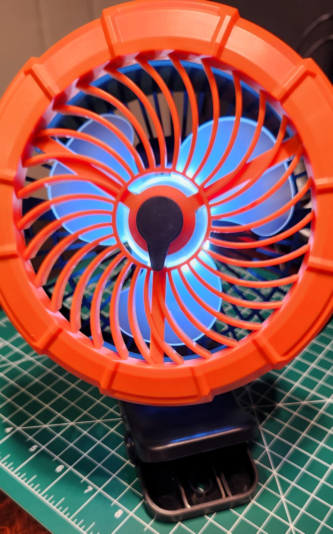 Ausic Outdoor Misting Fan for Patio, [Max 50H] Rechargeable Oscillating Fan | Battery Powered Cordless Pedestal Fan, 12