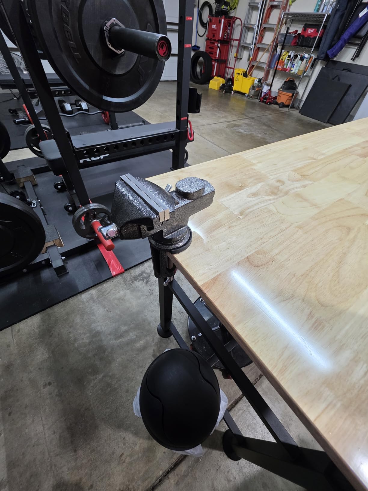 WALMANN Heavy Duty Adjustable Height Workbench 32