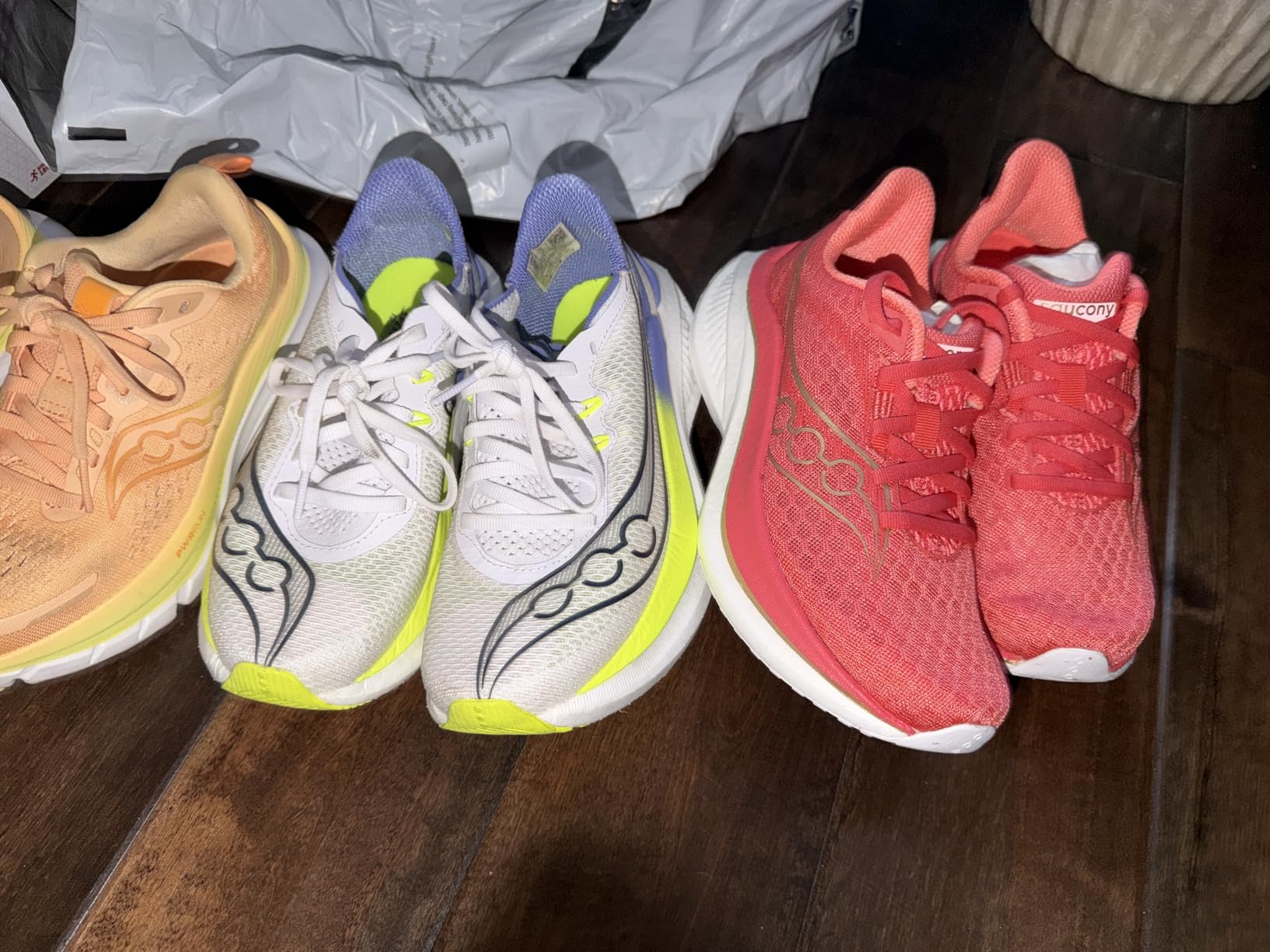 Saucony Womens Endorphin Speed 5 customer photo 2