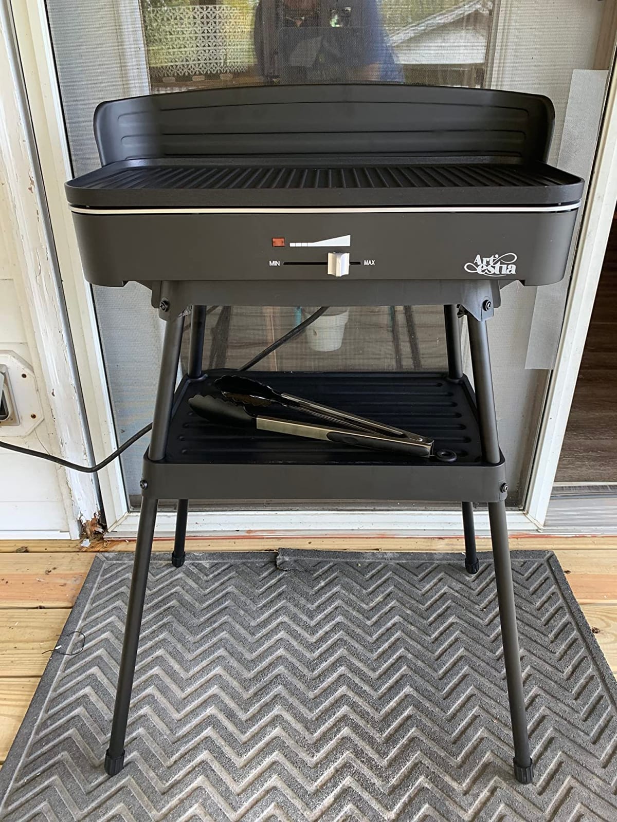 Artestia 1800W Electric Grill with Lid and Smoker Box for Apartment Balcony | Smokeless Indoor/Outdoor, 2-in-1 Portable Outdoor Electric Grill with Stand customer photo 1
