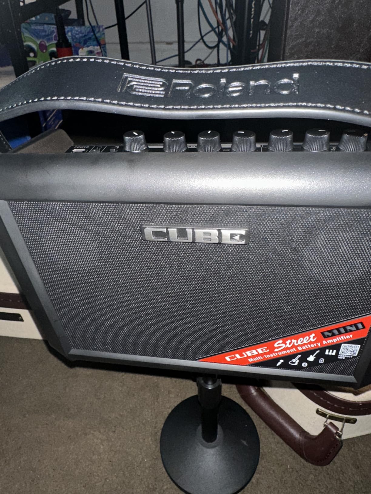 Roland Cube Street Mini | Ultra-Compact Amplifier | Exceptional Sound | Ideal for Small Events | Supports Mics, Instruments & More | Up to 7 Hours Battery Life | Built-in Effects | Bluetooth Audio customer photo 2