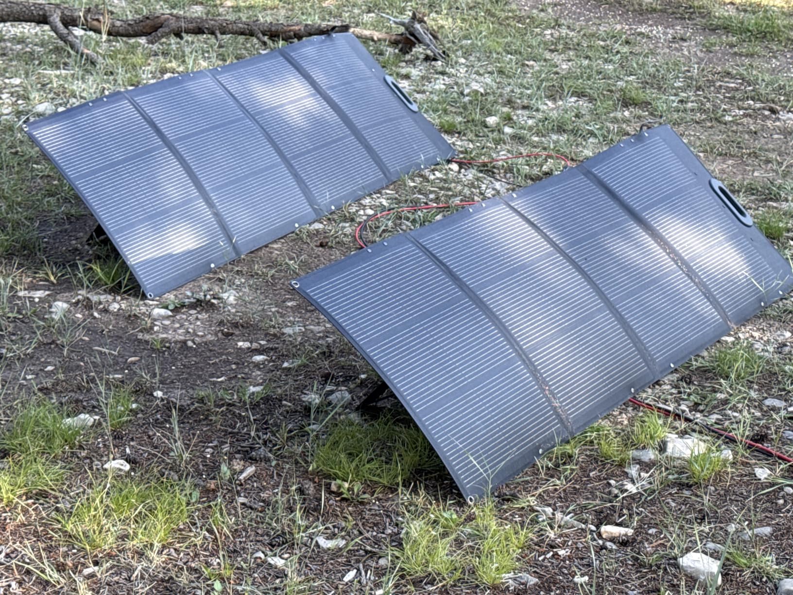 HQST 200W Portable Solar Panel, N-Type, 25% Efficiency, IP67 Waterproof | Only 11.82 lb, 3-in-1 Adapter Cable and Adjustable Kickstands for Power Stations, Camping, RV, Off-Grid & Emergency Backup customer photo 2