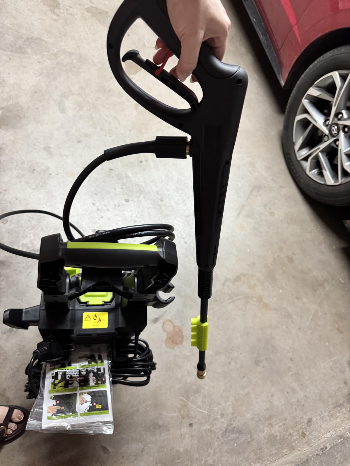 Pressure Washer, Power Washer with 4 Quick Connect Nozzles 1 Foam Cannon, High Pressure Cleaning Machine for Cars/Fences/Driveways/Patios/Farms/Home Cleaning(Bright Green) customer photo 1