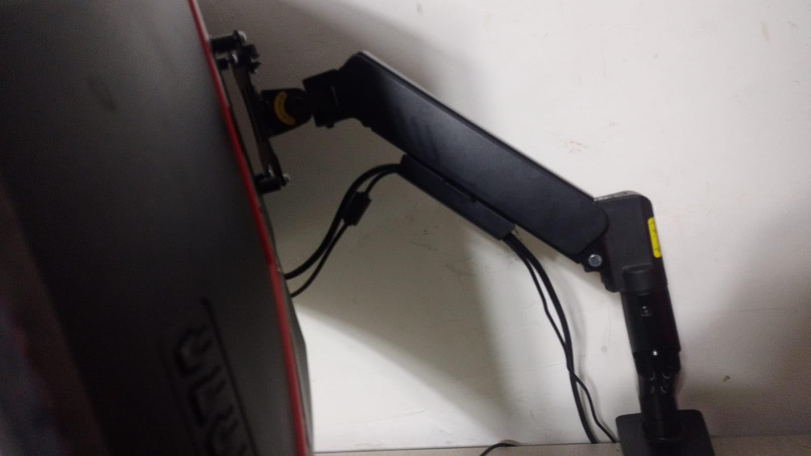 ErGear Heavy Duty Monitor Arm for 13-49