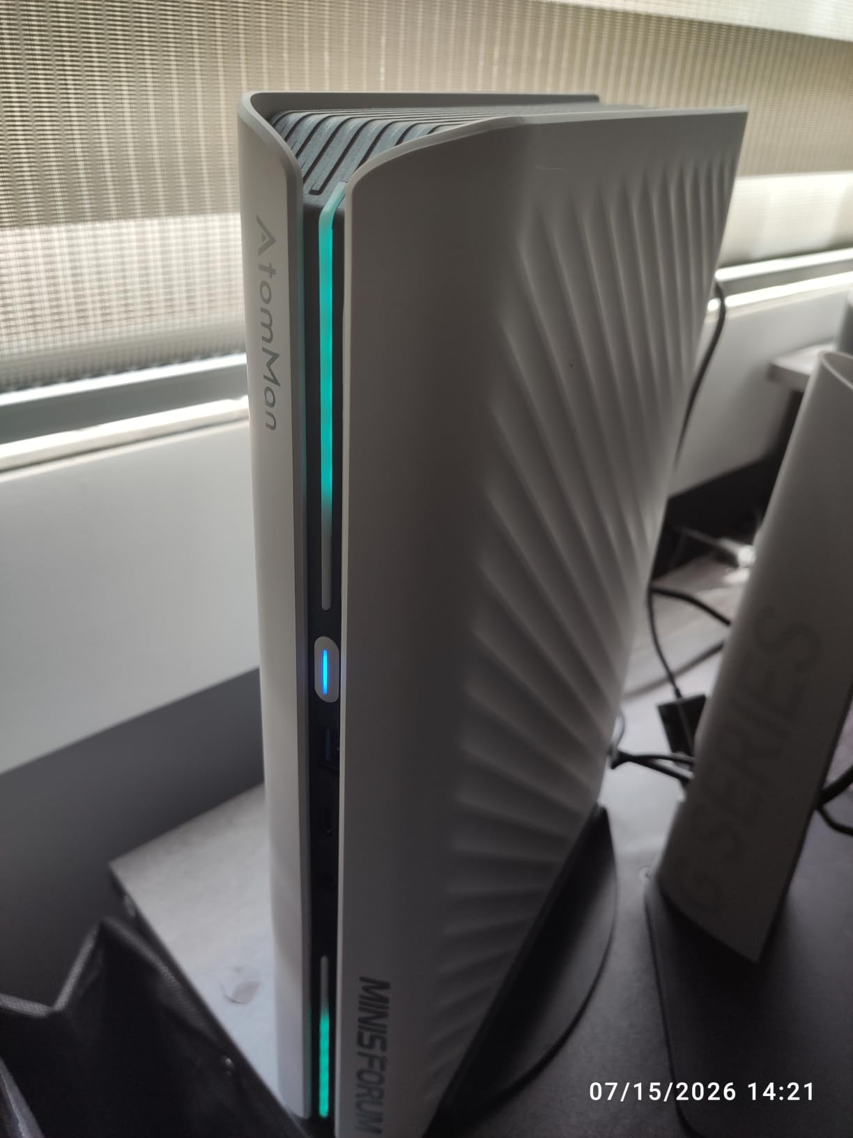 MINISFORUM G1 Pro Mini PC AMD Ryzen 9 8945HX(16C/32T, up to 5.4GHz) 32GB DDR5 1TB PCIe4.0 SSD Desktop Computer, 2xHDMI|2xDP2.1|DP1.4 Outputs, 5G LAN, WiFi7, BT5.4, RTX 5060 Graphics Gaming PC customer photo 1