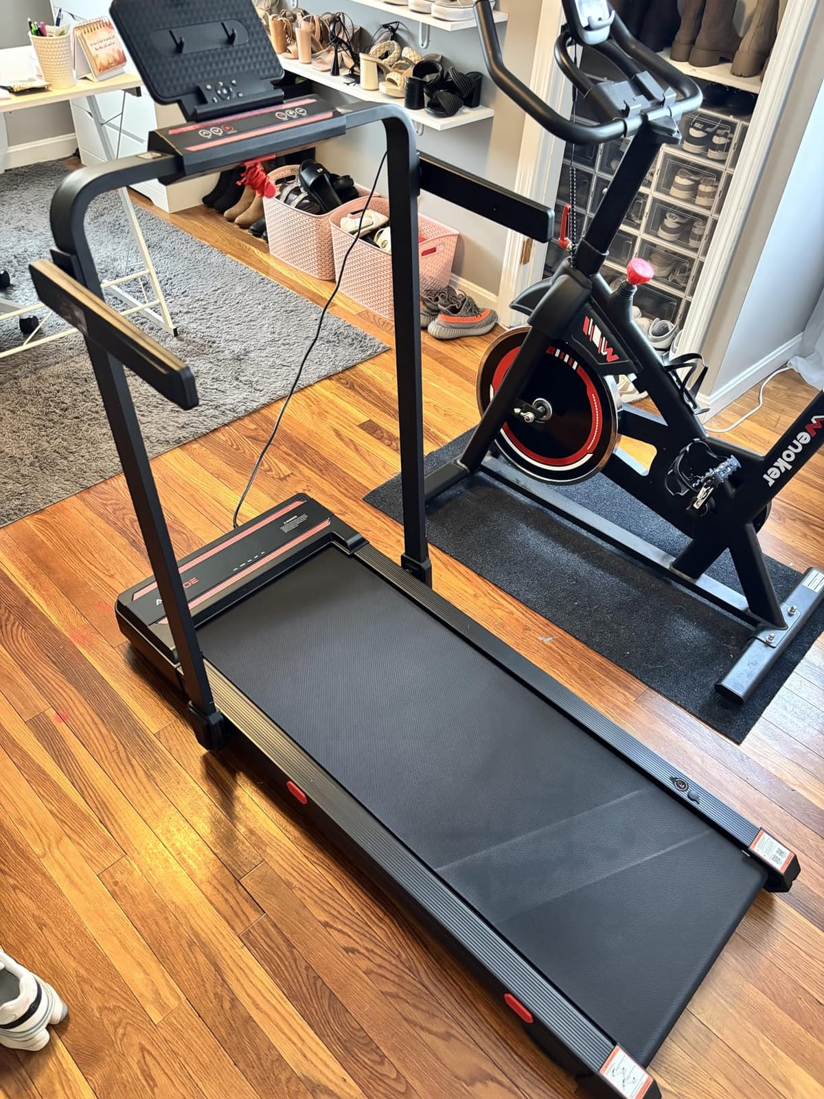 Foldable Walking Pad with 0-15% Auto Incline and Handle Bar, Under Desk Treadmill with 300LBS Weight Capacity, 3.0HP Quiet Treadmills for Home with Speaker, APP & Remote Control customer photo 2