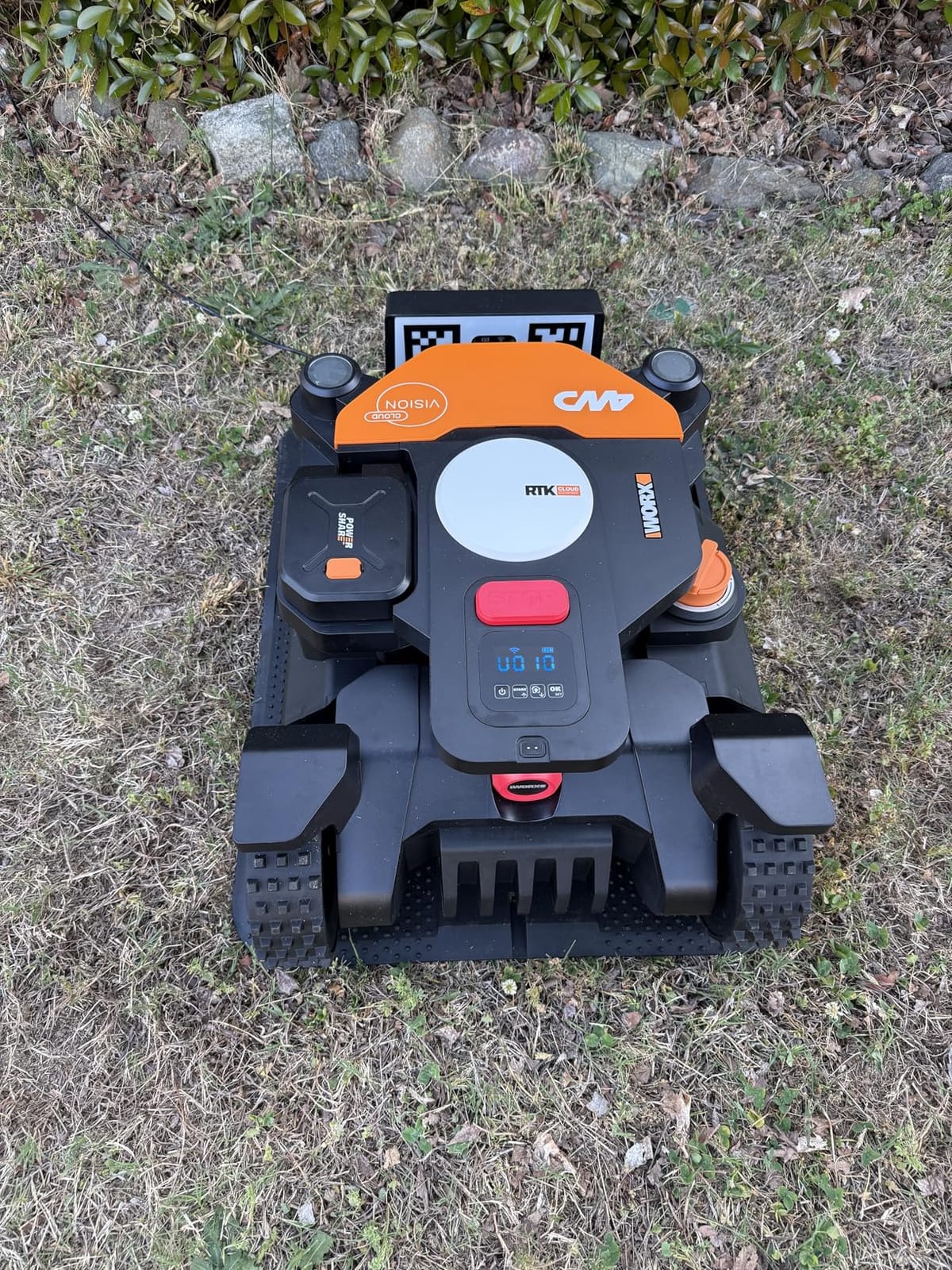 WORX Landroid Vision Cloud 4WD Robot Lawn Mower for 1/2 Acre, No Perimeter Wire, WR342 | AI Obstacle Avoidance, RTK Cloud Navigation, 84% Slope, Cut-to-Zero customer photo 1