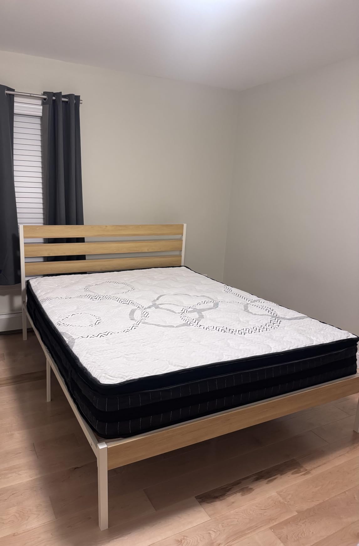Extra Firm King Size Mattress 10 Inch-Firm Hybrid King Mattress for Supportive Pressure Relief Cooling Gel Memory Foam & Pocketed Coils Fiberglass-Free CertiPUR-US Certified customer photo 2