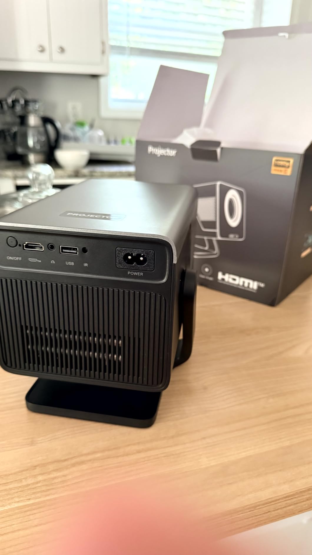 X7 2000 ANSI Smart Projector, 4K/8K Input Support, Native 1080P, 125% sRGB | 20W HiFi Speakers Projector with WiFi and Bluetooth, HDR10, AI Auto Focus & Keystone, Built-In Apps, Android 14, 200
