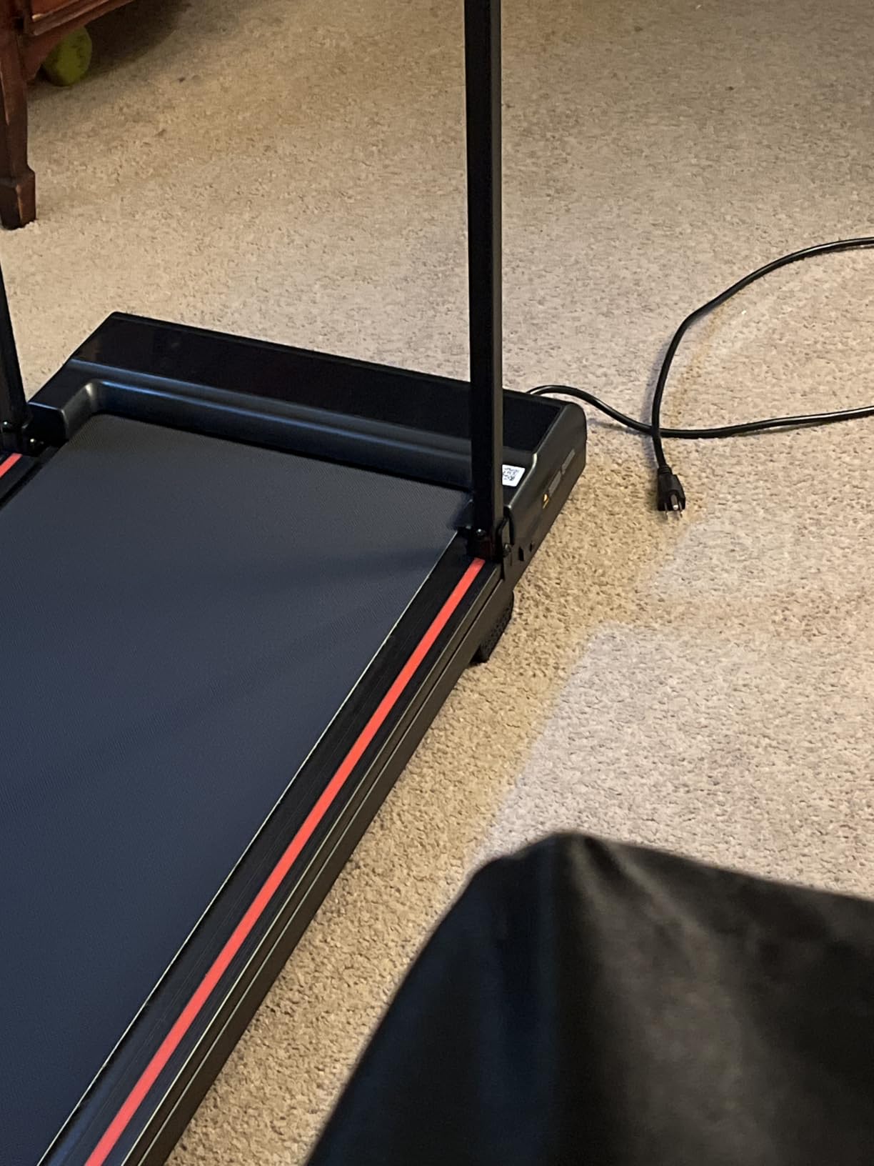Walking Pad Treadmill for Home - Foldable Treadmills with Handle Bar Mini Portable Walk Pads Under Desk Small Spaces Compact Folding Electric Treadmills Office Walking and Running Machine Terluxra customer photo 2