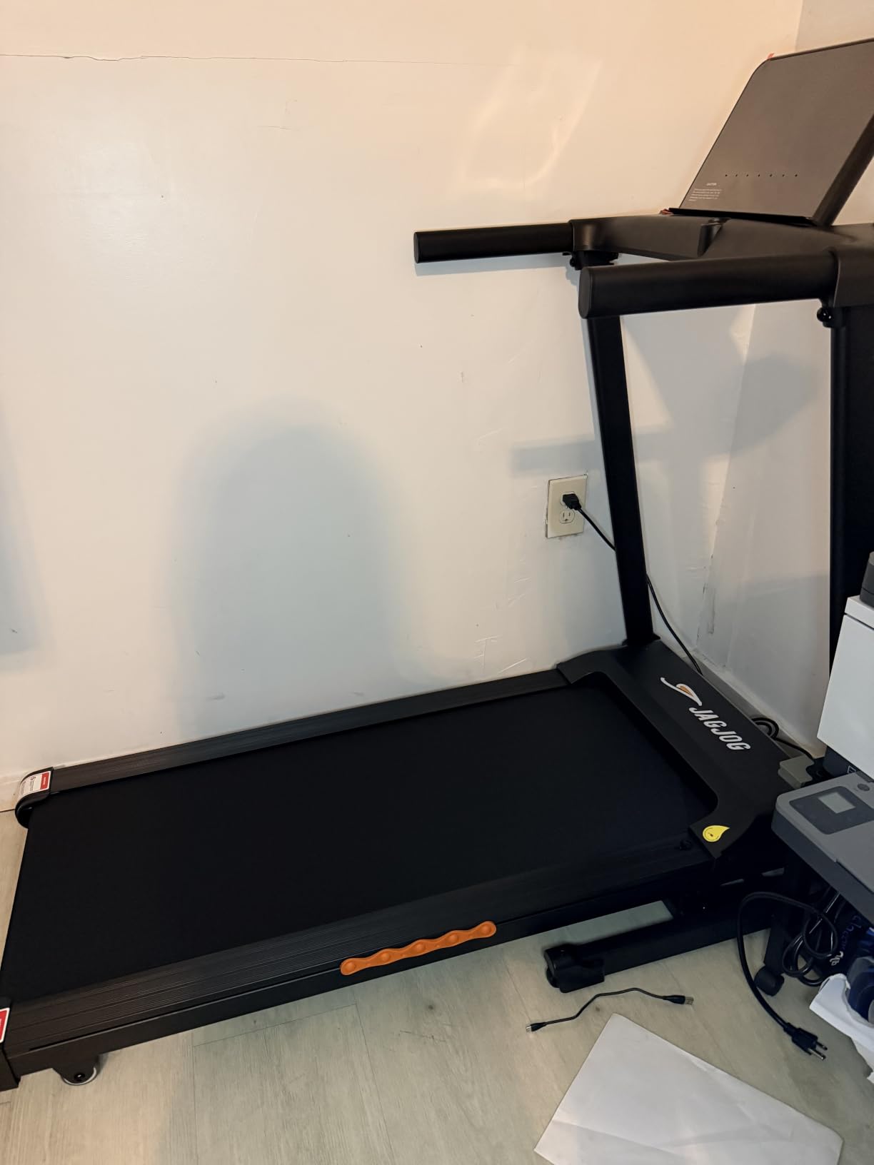 JAGJOG Foldable Treadmill with 15% Auto Incline, 8.8 MPH, 300 lb Capacity | Shock Absorption, LED Display, App Connectivity, 12 Preset Programs customer photo 2