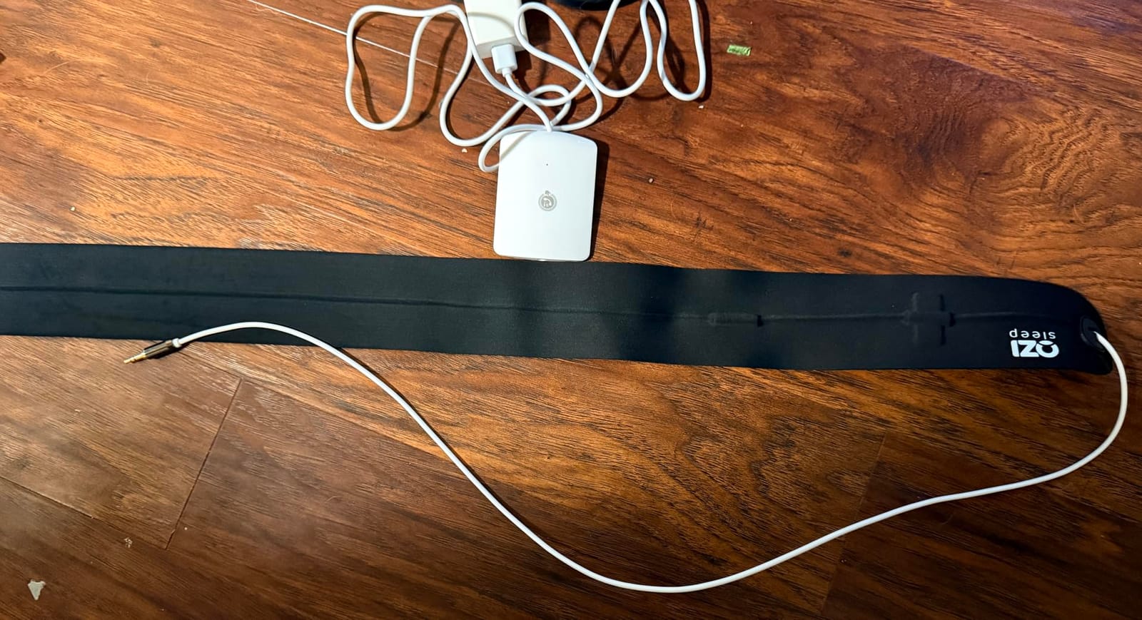 OZI Smart Sleep Tracker, Non-Wearable Contactless Under-Sheet Sleep Monitor | No Monthly Fees, Tracks Sleep Stages, Heart Rate, Breathing, Movement, and Bed-Exit in Real-Time customer photo 1