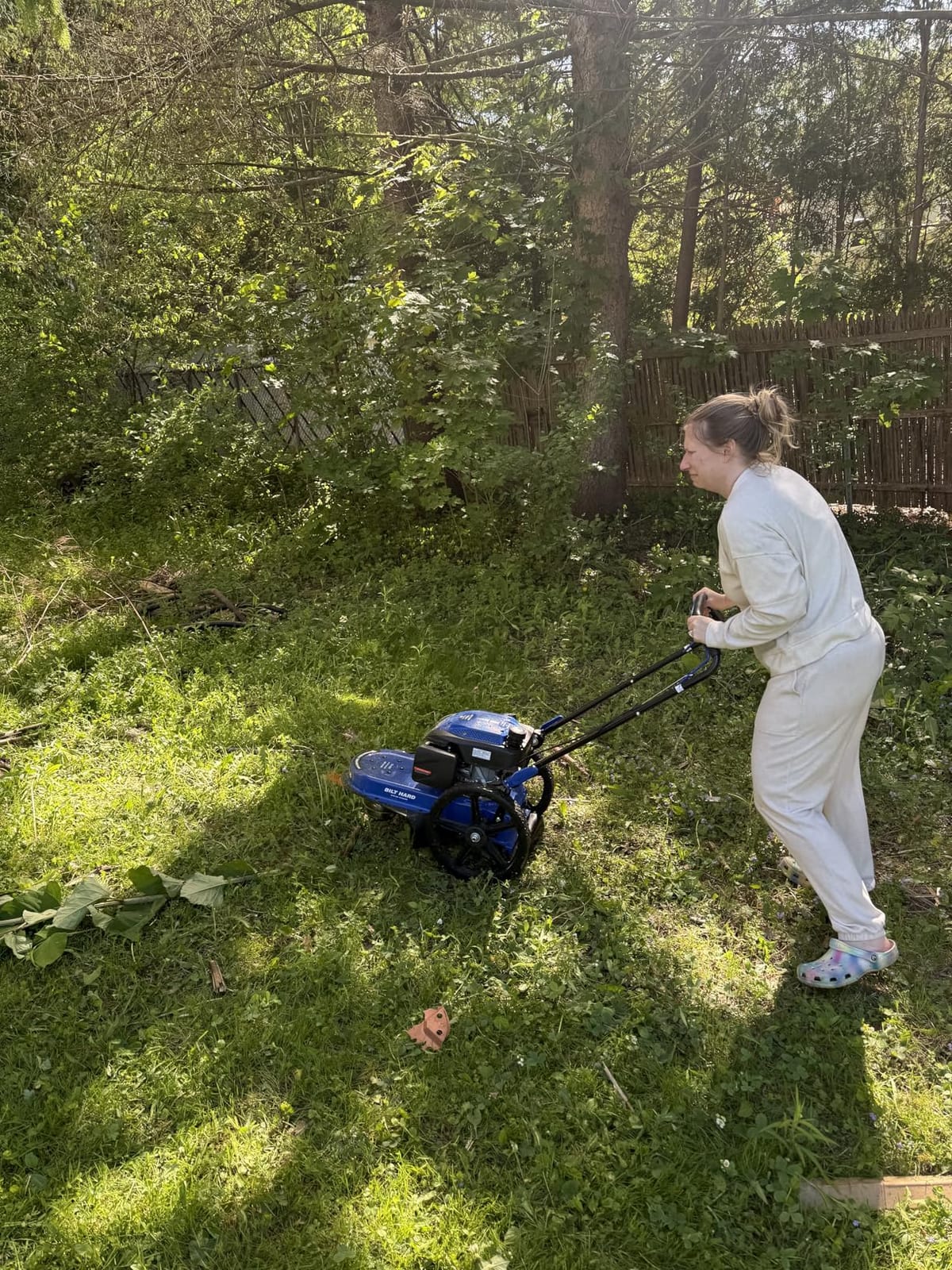 BILT HARD Self-Propelled Walk-Behind String Trimmer, 170cc 4-Cycle Gas Brush Cutter, 22