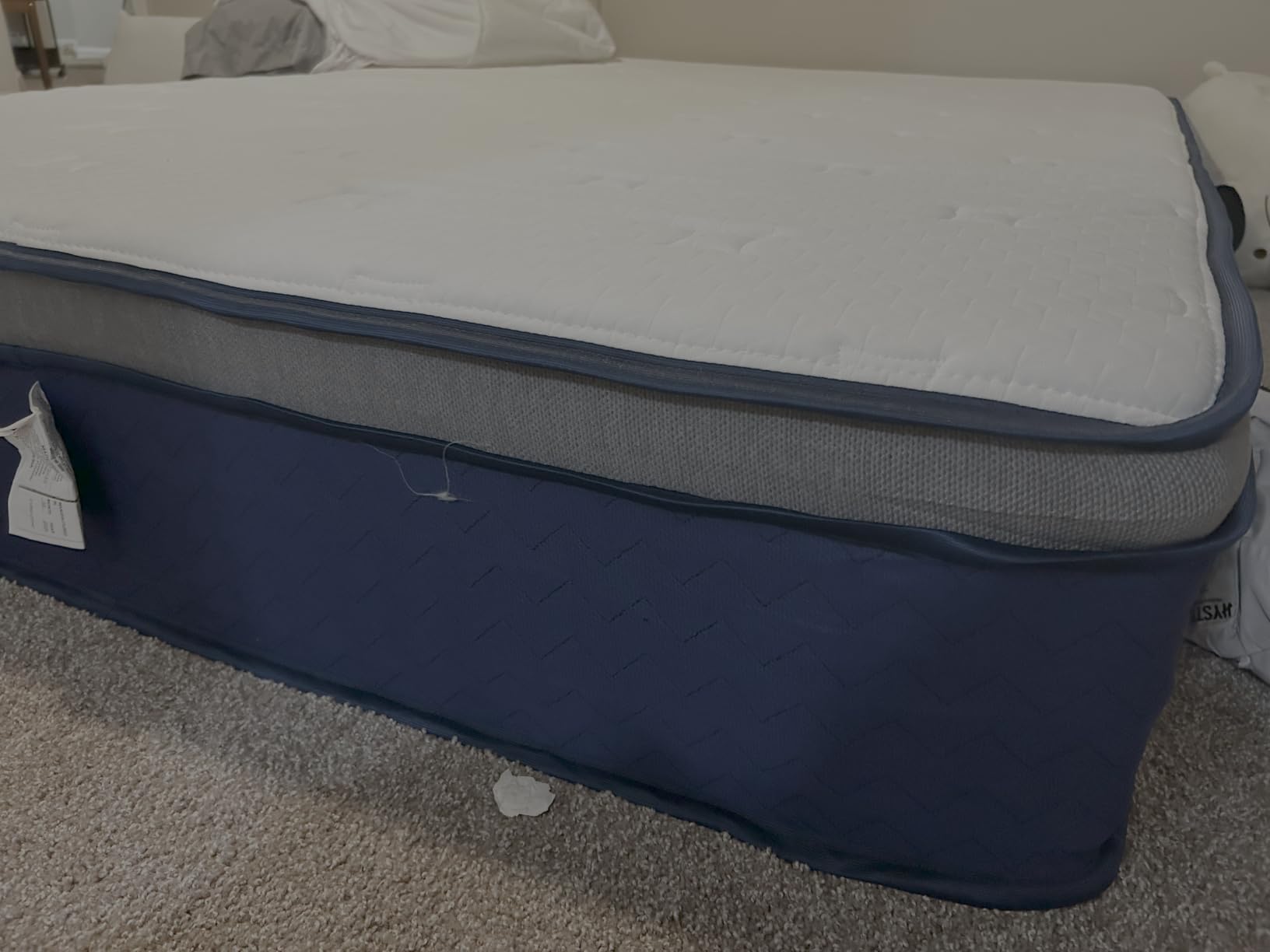 Avenco SyncDeep Queen Mattress 14 Inch, Firm Hybrid Cooling, Lumbar Support | Back Pain Relief, Motion Isolation, Reinforced Edge Support, Fiberglass Free, CertiPUR-US Certified customer photo 2