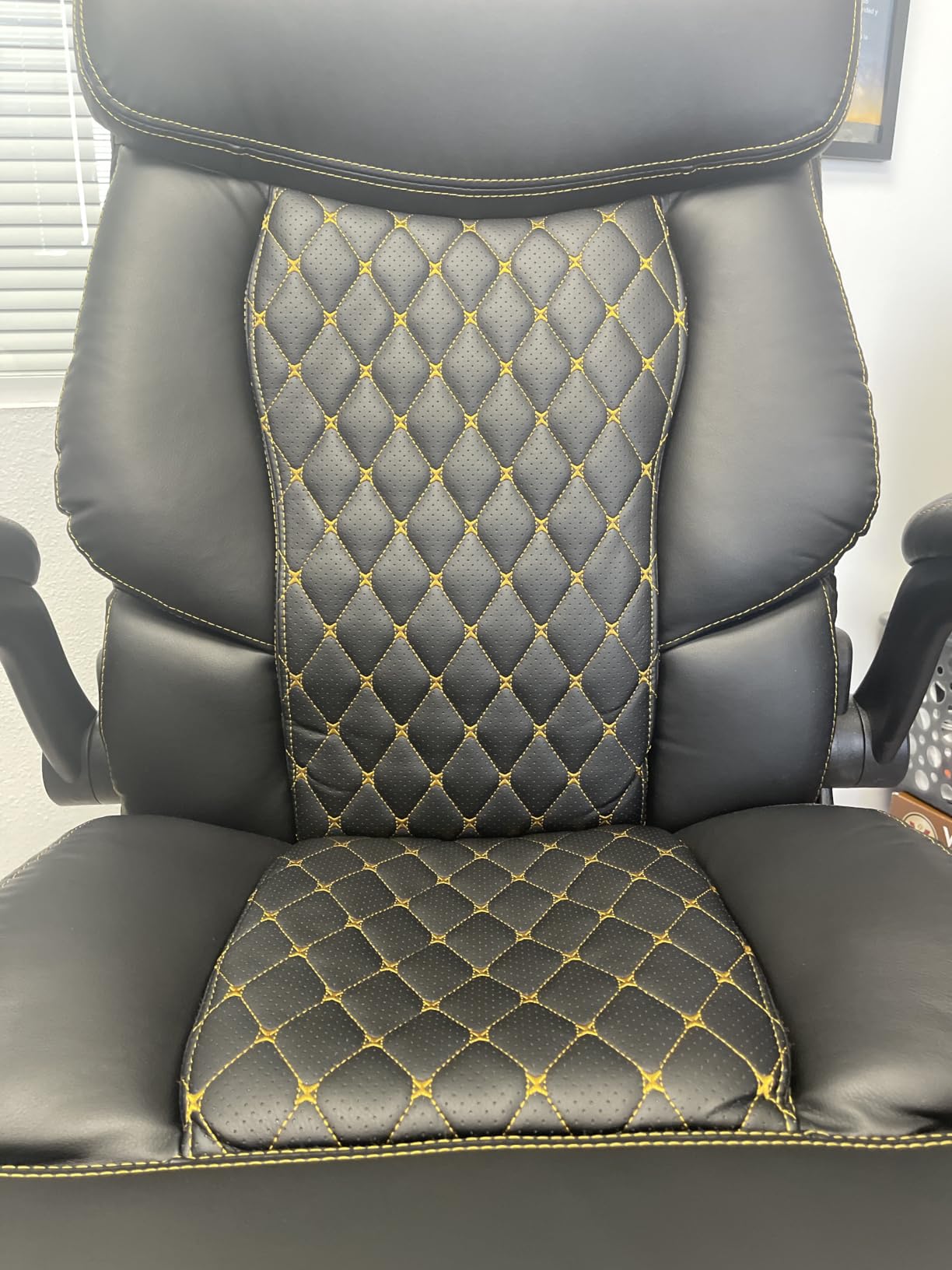 BOSMILLER Big and Tall Office Chair, Heavy Duty Executive Chairs with Adjustable Lumbar Support for Back Pain, Ergonomic Comfortable Computer Chair with Extra Wide Seat for Home Office, Black Pu customer photo 2
