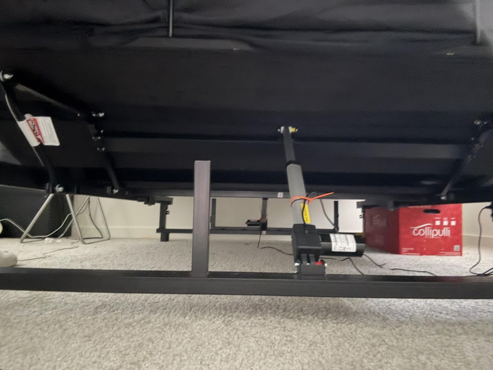 Mixcous King Adjustable Bed Frame Heavy Duty 750 lbs - Zero Gravity Electric Base with Wireless Remote for Back Pain Relief, Head & Foot Incline, Easy Assembly customer photo 2