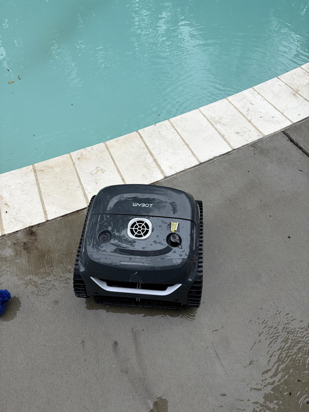 WYBOT C2 Cordless Robotic Pool Cleaner, Pool Vacuum for Inground Pools | Dual Filter with Ultra-fine Filtration, Lasts 180 Mins, Floor, Wall & Waterline Cleaning, App Control, Glossy Black customer photo 2