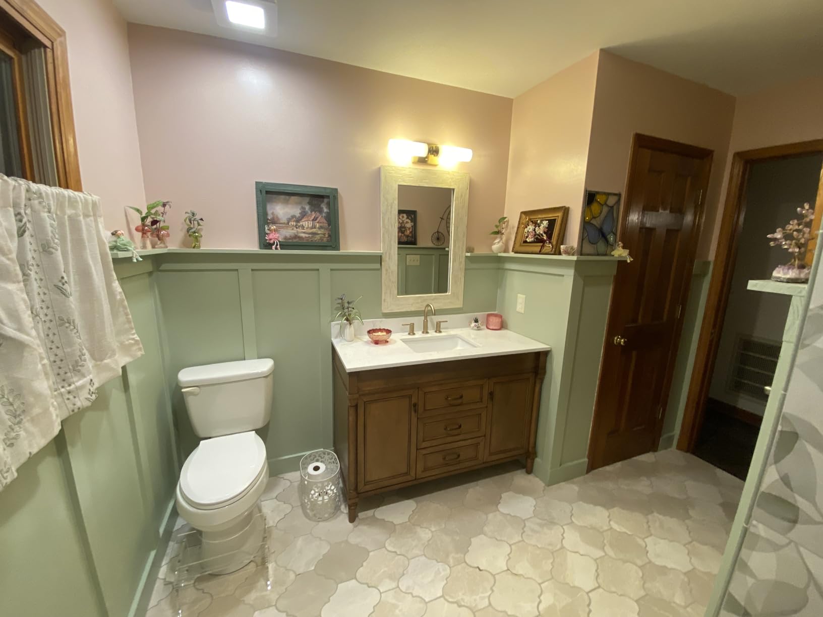 60 Inch Bathroom Vanity with Sink Combo, Classic Cabinet with Countertop & Backsplash, Solid Wood with Soft Closing Doors & Dovetail Drawers, Ceramic Sink, Light Walnut customer photo 2