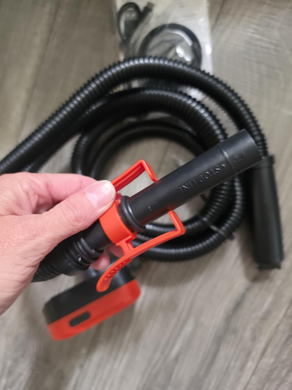Fuel Transfer Pump, Automatic 3.8 GPM Gas Can Pump, Electric Fuel Pump, Cordless with 6000mAh Rechargeable Battery, LED Display, Auto Stop, Adjustable Flow customer photo 1