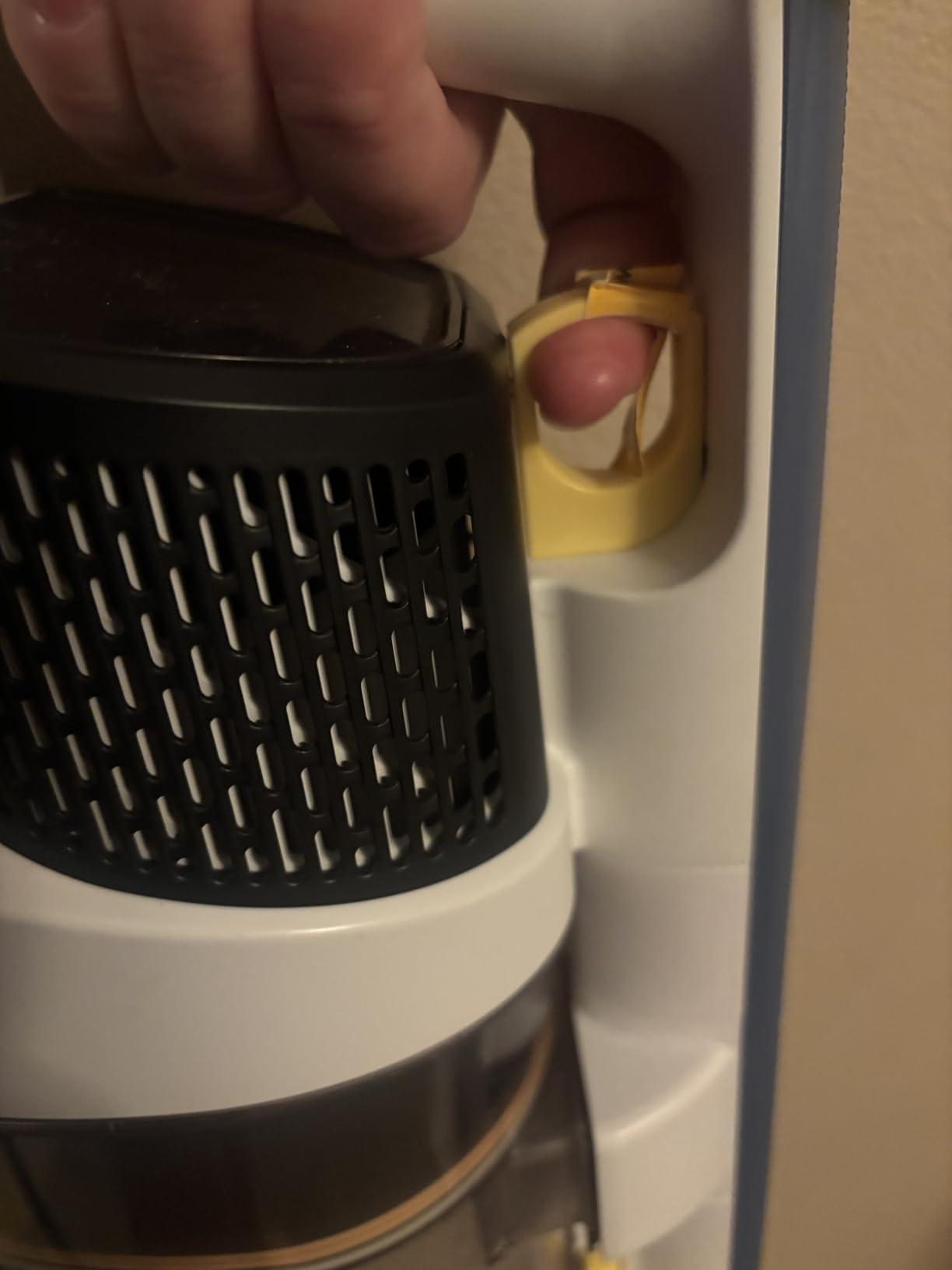 Shark Cordless Pet IY143H customer photo 2
