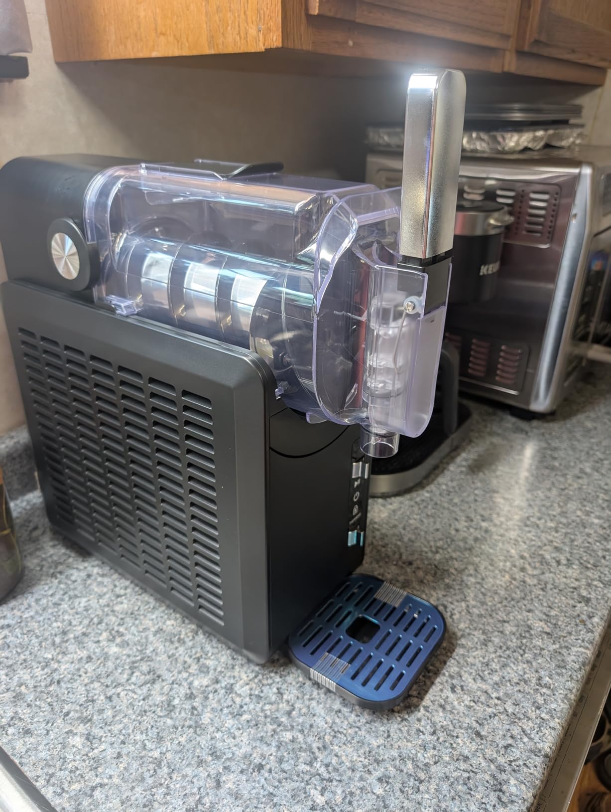 Commercial Ice Cream Machine 1400W, 20 L/H Yield Countertop Hard Serve Ice Cream Maker with 4.5L Stainless Steel Cylinder, LED Panel & Timer, One Flavors for Restaurants Snack cafes (21.13 Qt) customer photo 1