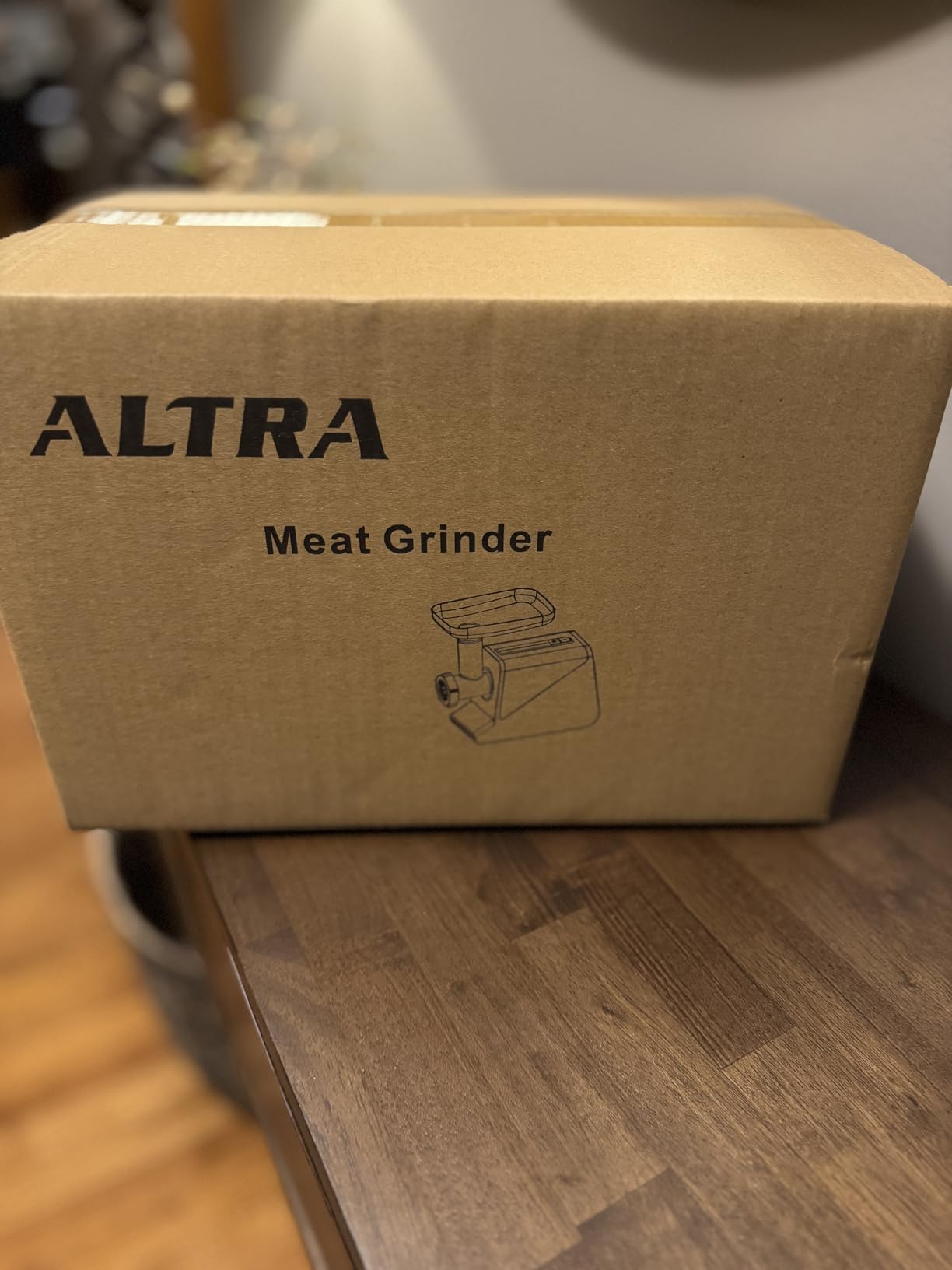 ALTRA LIFE Electric Meat Grinder, 2800W Max Heavy Duty Sausage Stuffer with Rotary Cheese Grater Set, 2 Blades, 3 Plates, Sausage Tube, Kibbe, Burger Press & Meat Claw for Home, Built-in Storage customer photo 1