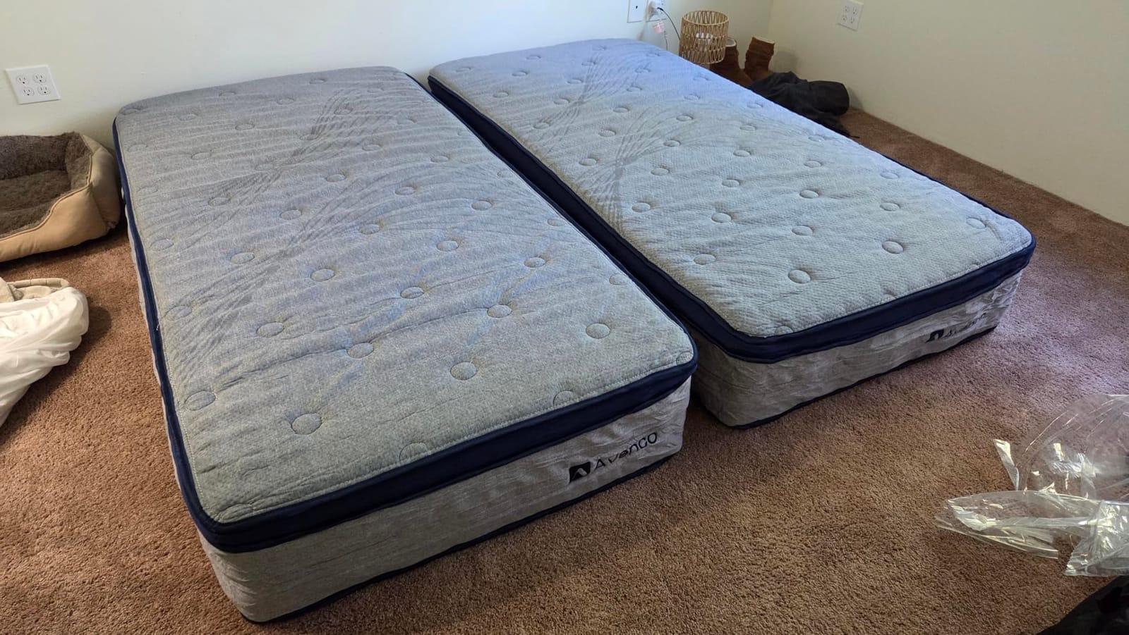 Avenco King Mattress 14 Inch, Luxury Hotel-Level Cooling Hybrid Mattress | Dual NanoGEL Memory Foam with SmartS Coil for Motion Isolation & Extra Back Support, Pressure Relief, CertiPUR-US Certified customer photo 1