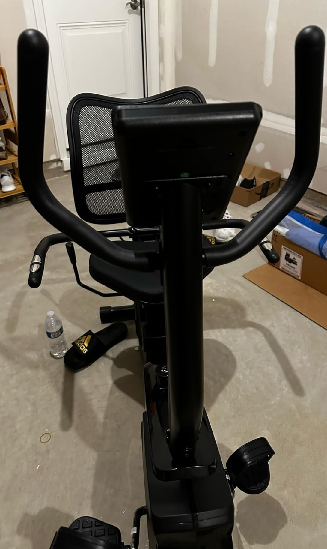 CURSOR FITNESS Recumbent Exercise Bike, Quiet Recumbent Stationary Bike for Adults & Seniors, Magnetic Stationary Bike with 16-Level Resistance, Supports 350LB, Heart Rate Handle & LCD Display customer photo 1