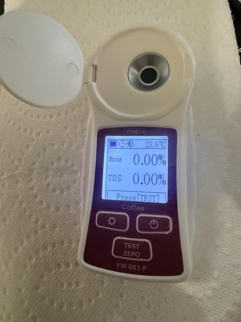 Professional Coffee TDS Refractometer with ATC, Backlit, Rechargeable, IP66 customer photo 2