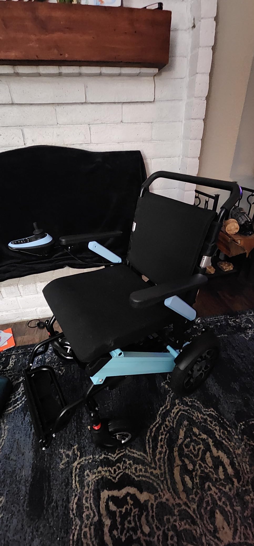 440lbs Capacity 22 inch Seat Wide Electric Wheelchair, 700W Powerful Motor Power Wheelchair, 30+ Miles Foldable All Terrain Motorized Wheelchair with 2 * 12AH Li-ion Battery, with Backpack, Dust Cover customer photo 2